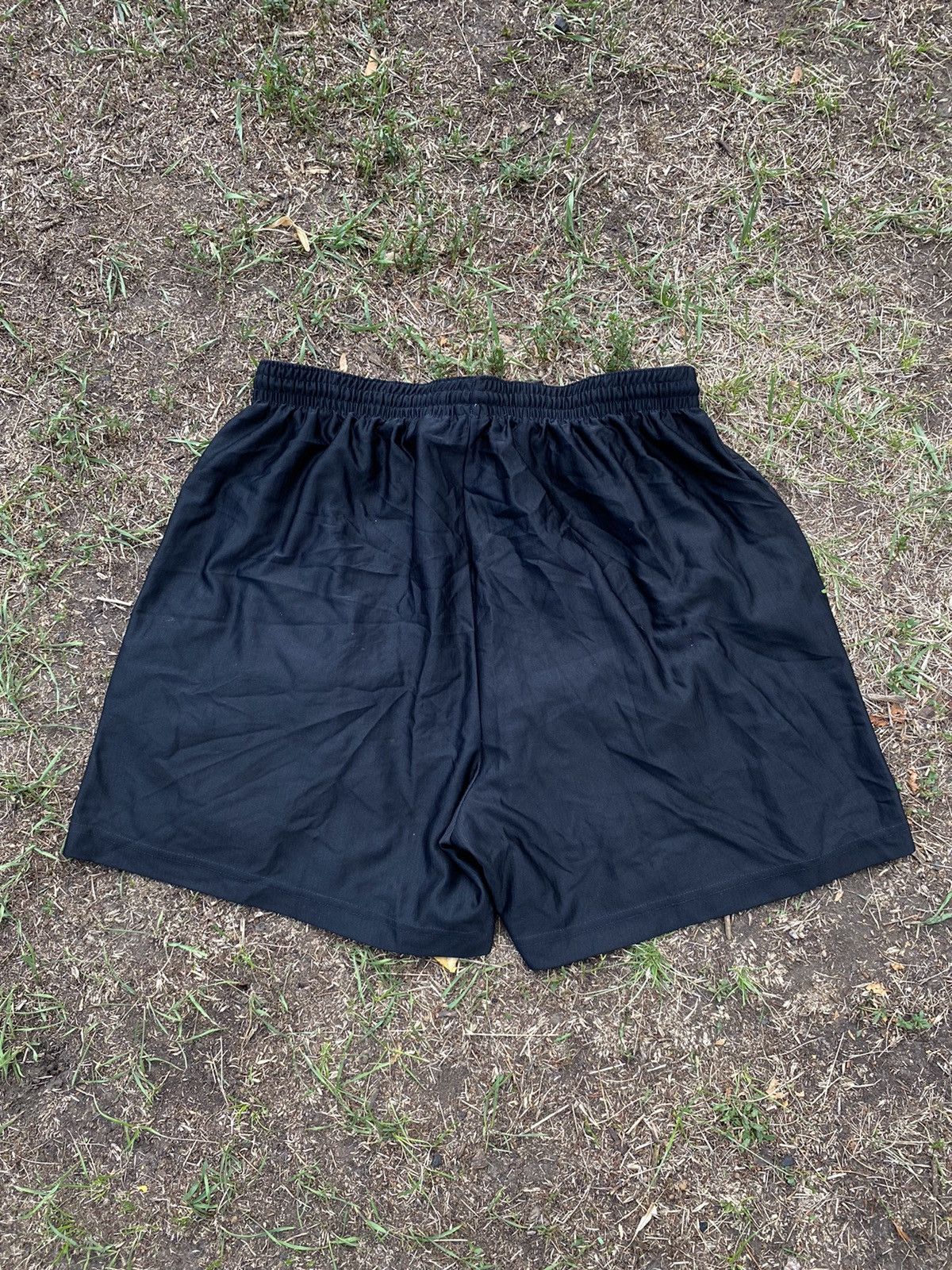 Nike Vintage Nike shorts streetwear swoosh casual y2k size XL Size US 36 / EU 52 - 3 Thumbnail