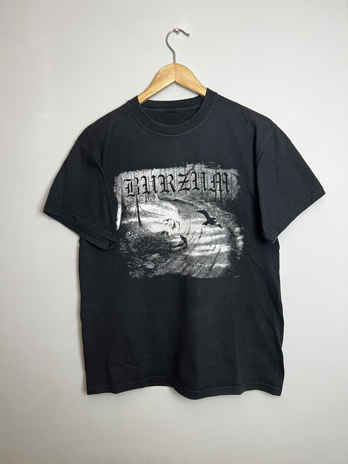 Band Tees Rare Burzum Hvis Lyset Tar Oss 00s Vtg Black Metal Shirt Size US M / EU 48-50 / 2 - 1 Thumbnail