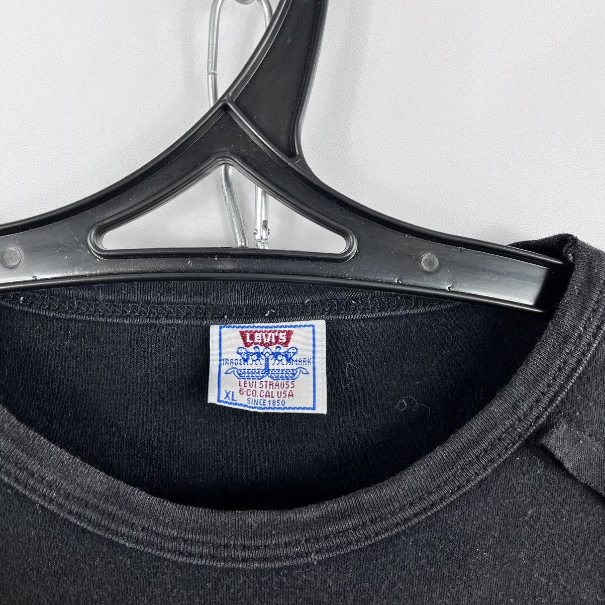 Levi's Vintage Clothing Vintage Rare 90’s Levi’s T-Shirt Big Logo Black Size L/XL Size US XL / EU 56 / 4 - 6 Thumbnail