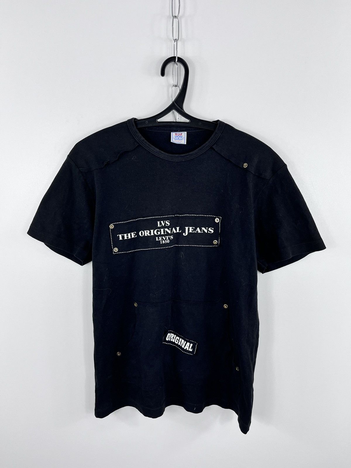 Levi's Vintage Clothing Vintage Rare 90’s Levi’s T-Shirt Big Logo Black Size L/XL Size US XL / EU 56 / 4 - 1 Thumbnail