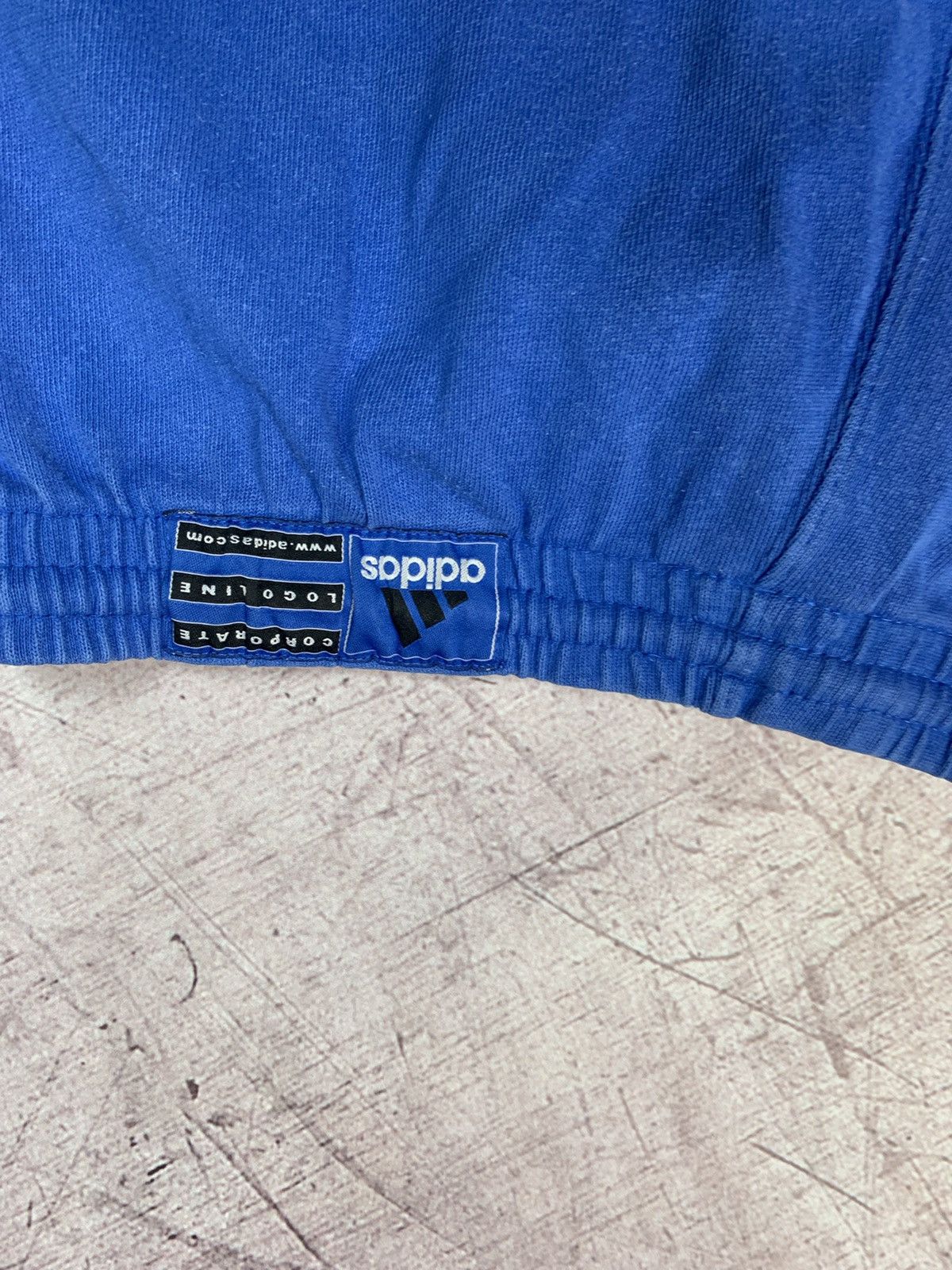 Adidas Adidas Vintage Shorts Size US 30 / EU 46 - 10 Thumbnail
