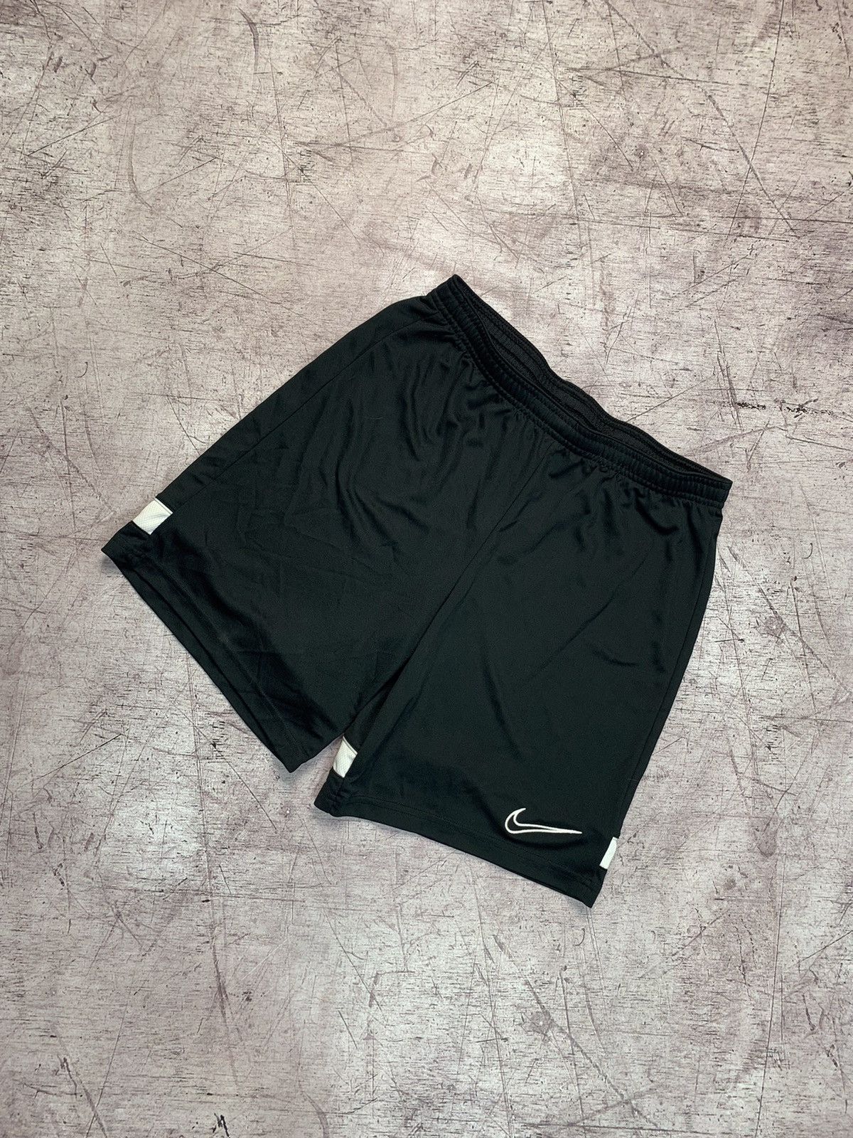 Nike × Vintage Vintage Nike Y2K Hype Shorts Size US 32 / EU 48 - 1 Thumbnail