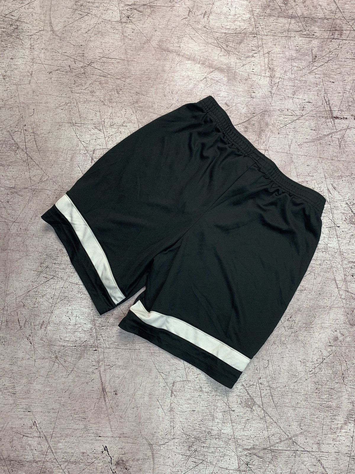 Nike × Vintage Vintage Nike Y2K Hype Shorts Size US 32 / EU 48 - 7 Thumbnail
