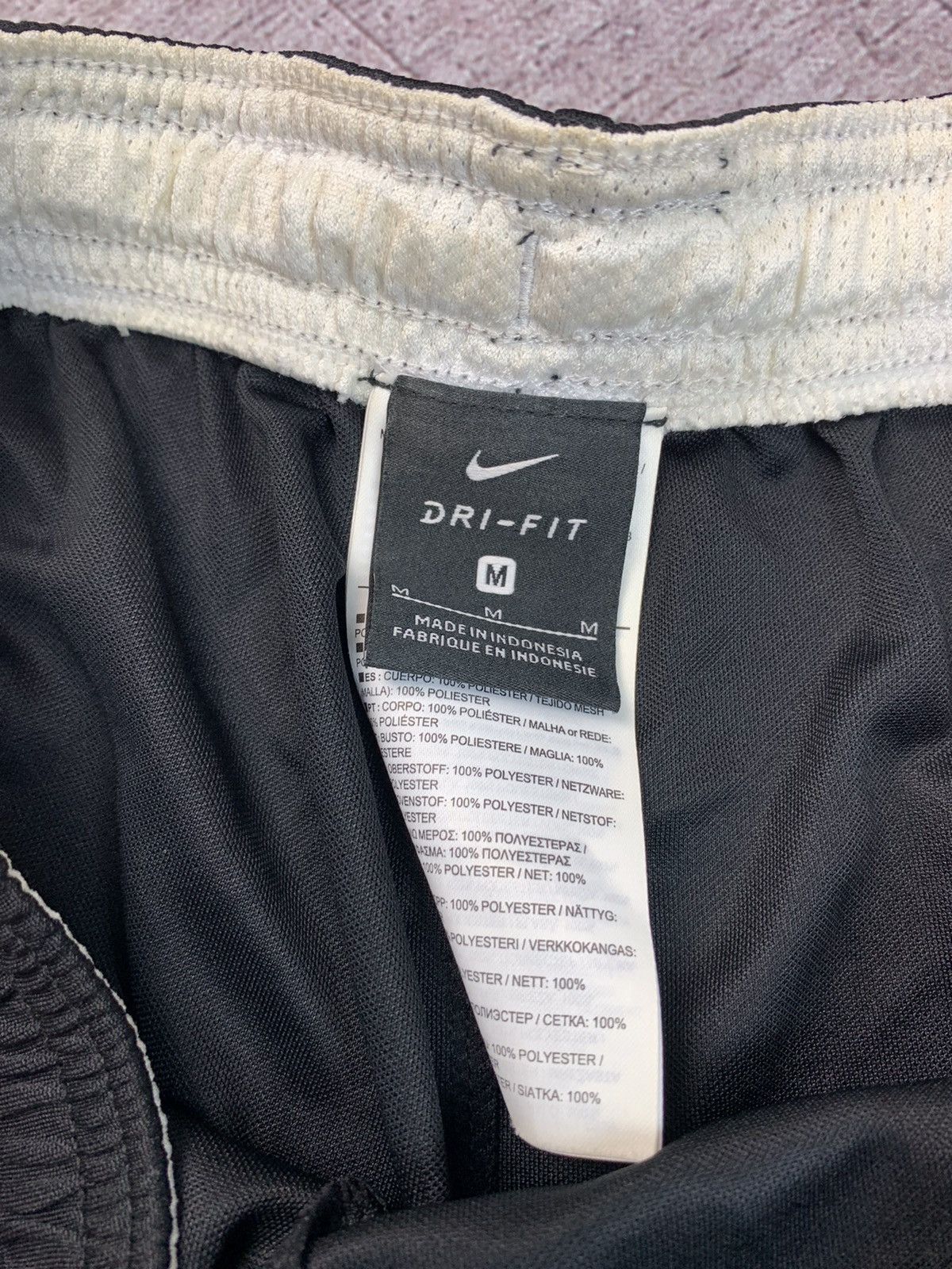 Nike × Vintage Nike Vintage Y2K Shorts Size US 32 / EU 48 - 4 Thumbnail