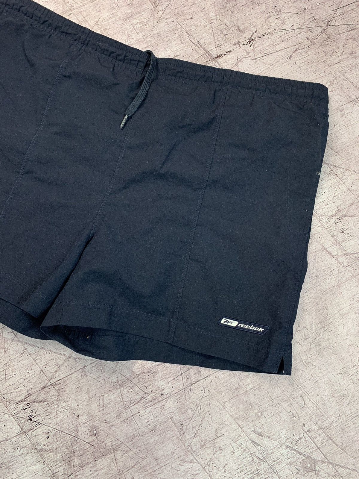 Reebok × Vintage Reebok Vintage Mens Nylon Shorts Size US 34 / EU 50 - 2 Thumbnail