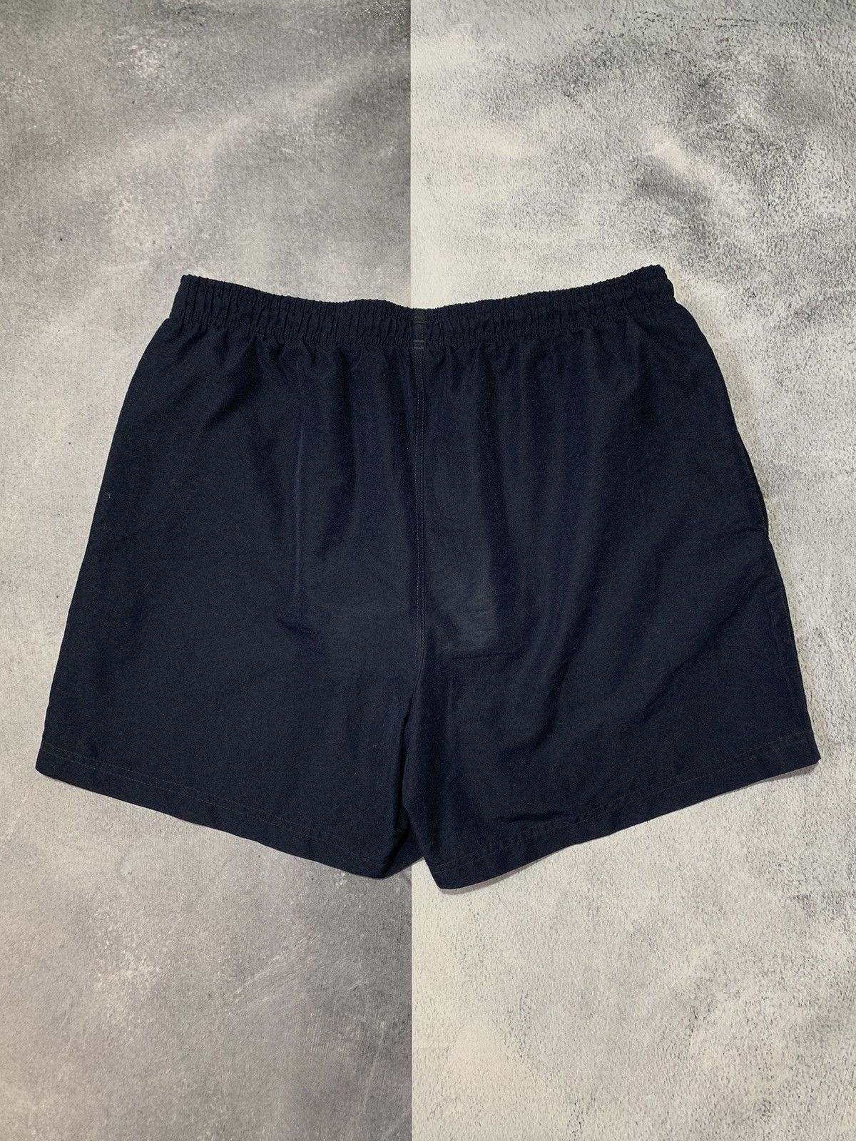 Adidas Vintage Adidas shorts streetwear Y2K casual style size XL Size US 36 / EU 52 - 4 Thumbnail