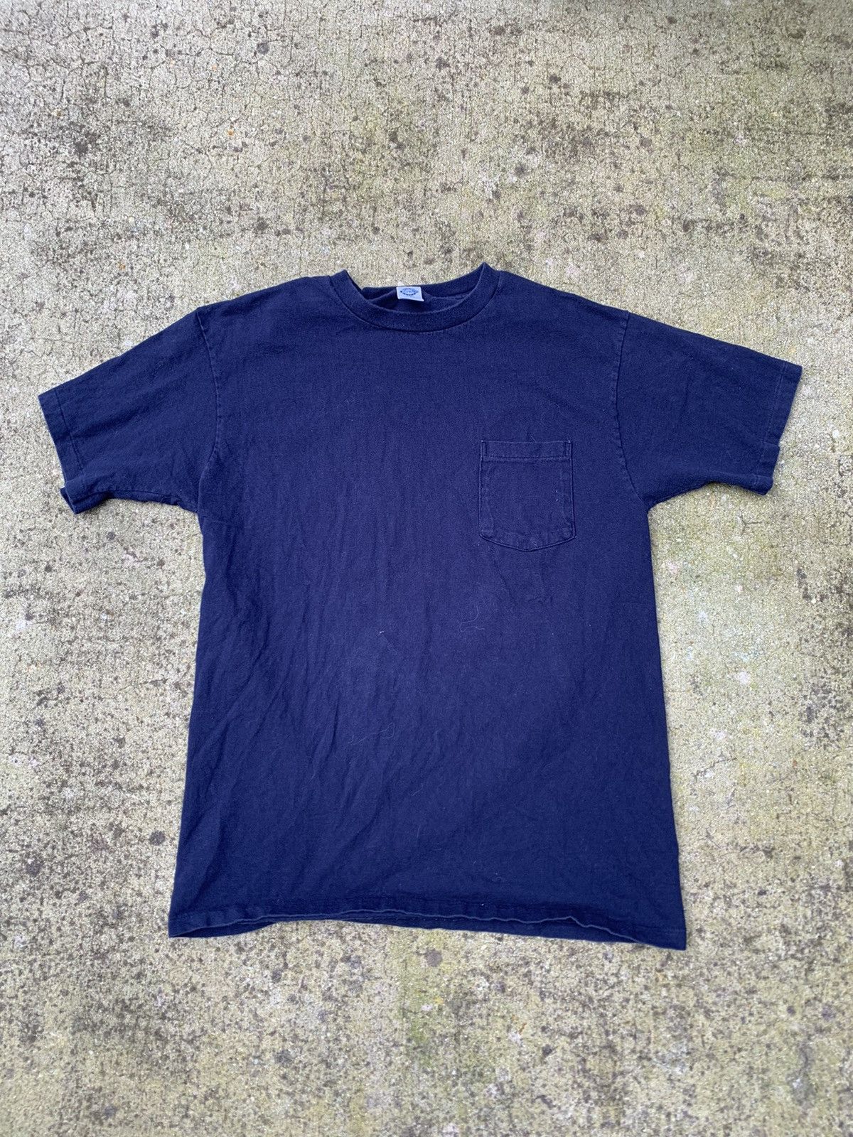 Vintage Vintage Blank Blue Single Stitch T Shirt Size US XL / EU 56 / 4 - 1 Thumbnail