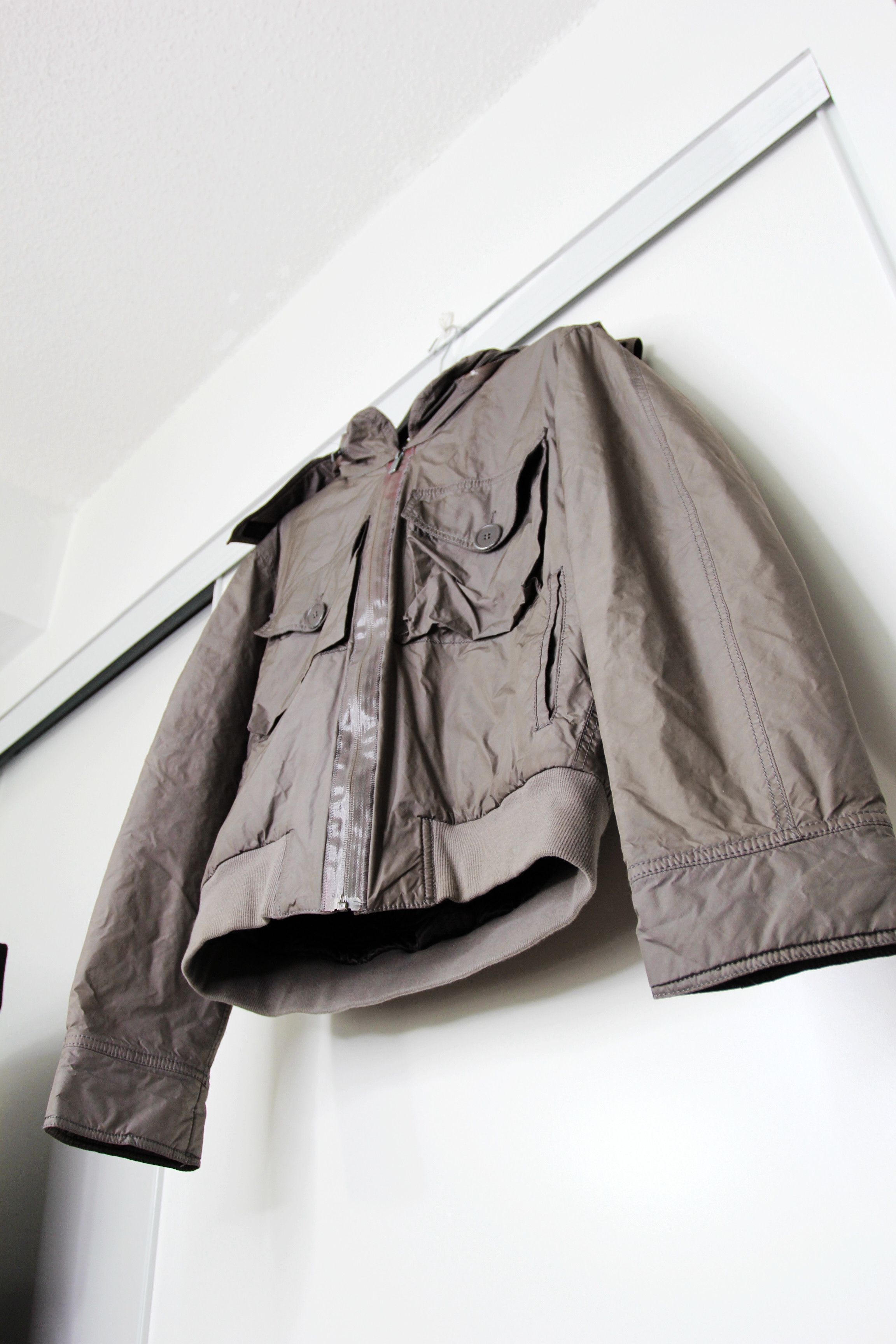 Alexander McQueen AW07 ALEXANDER MCQUEEN FUTURISTIC CONVERTIBLE JACKET 50 Size US M / EU 48-50 / 2 - 8 Thumbnail