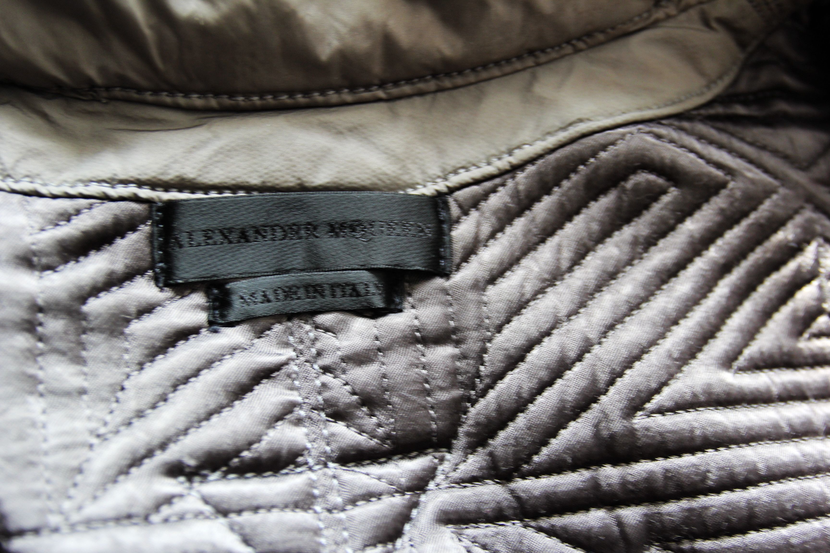 Alexander McQueen AW07 ALEXANDER MCQUEEN FUTURISTIC CONVERTIBLE JACKET 50 Size US M / EU 48-50 / 2 - 14 Thumbnail