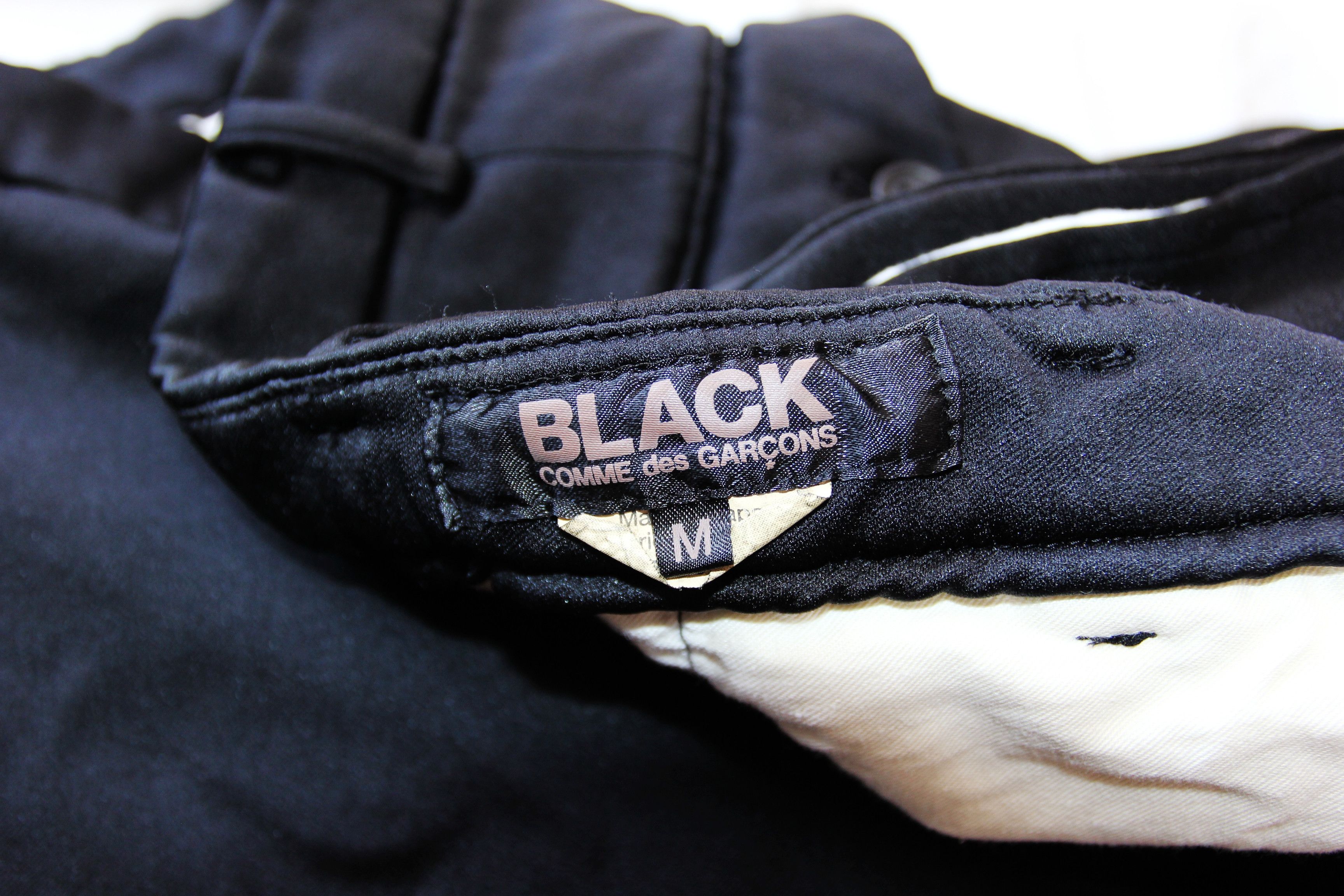Comme des Garcons Black BNWT SS20 COMME DES GARCONS BLACK SILK EFFECT PANTS M Size US 30 / EU 46 - 9 Thumbnail