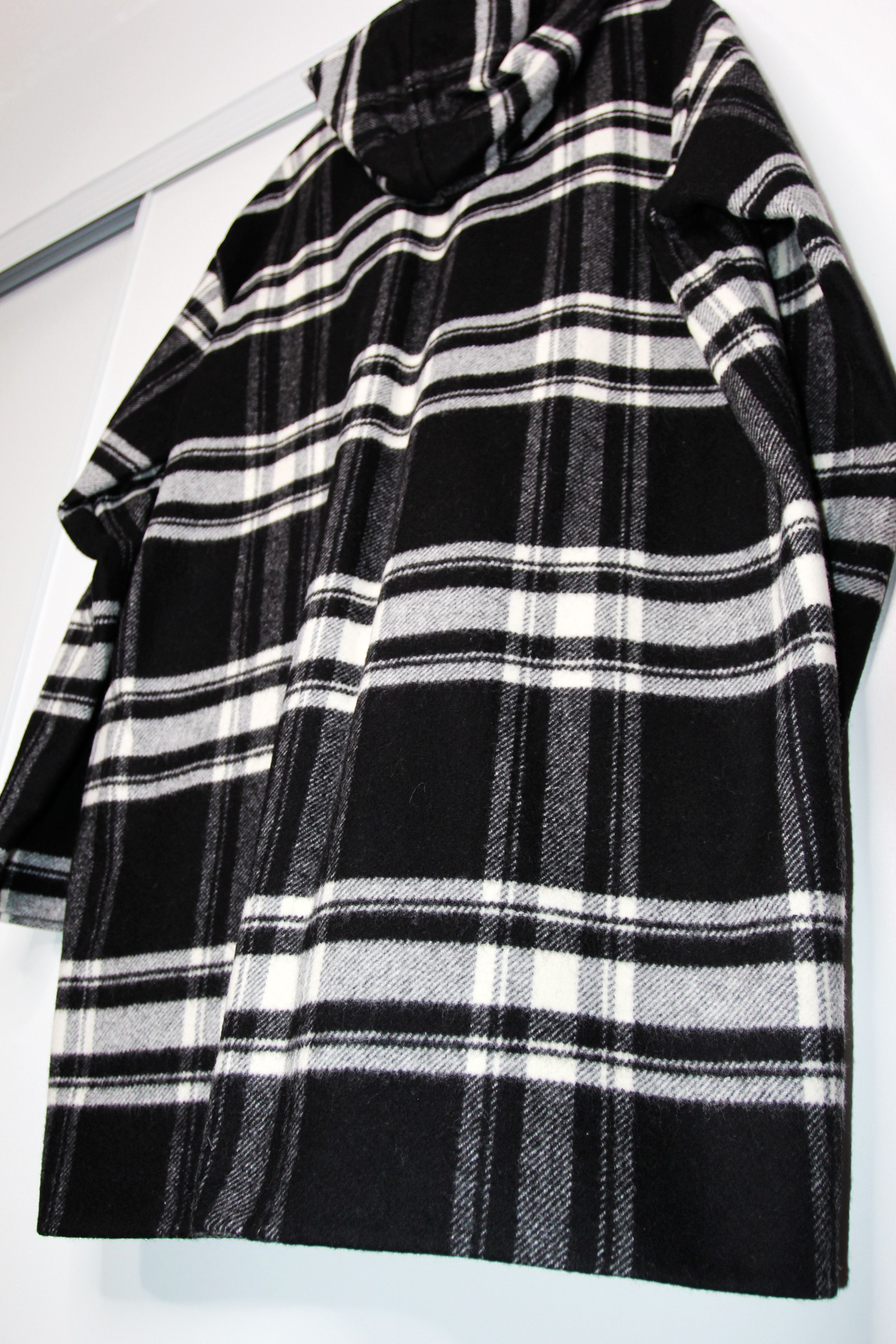 Marni BNWT AW18 MARNI TARTAN PLAID BLACK HOODED OVERCOAT 52 Size US L / EU 52-54 / 3 - 11 Thumbnail
