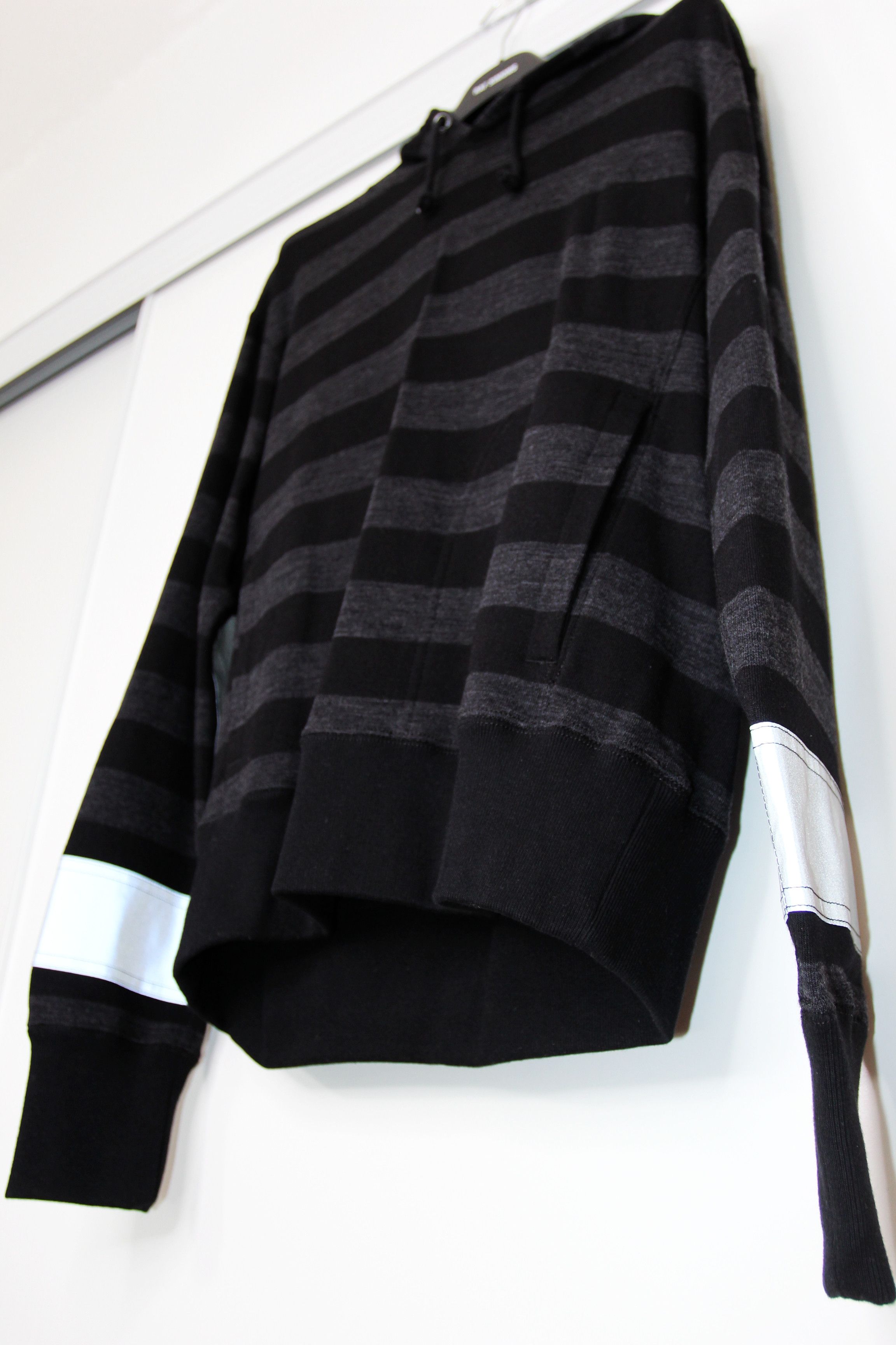 Junya Watanabe BNWT AW18 JUNYA WATANABE REFLECTIVE TAPE STRIP SWEATSHIRT S Size US S / EU 44-46 / 1 - 5 Thumbnail