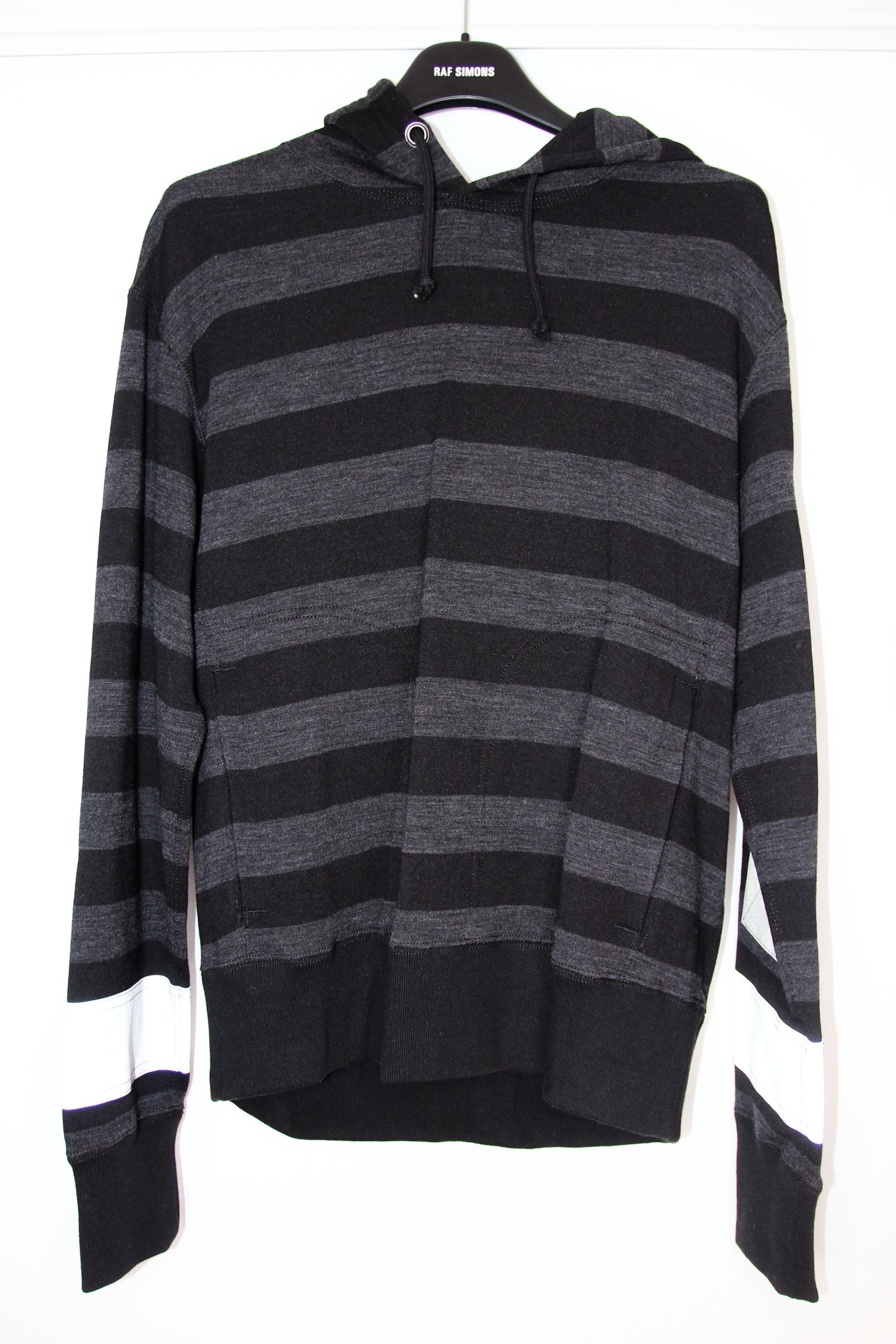 Junya Watanabe BNWT AW18 JUNYA WATANABE REFLECTIVE TAPE STRIP SWEATSHIRT S Size US S / EU 44-46 / 1 - 2 Thumbnail