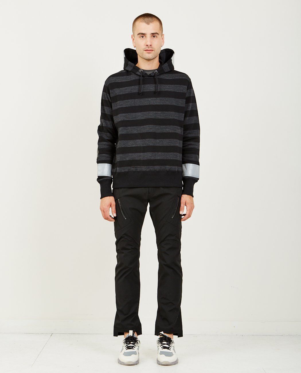 Junya Watanabe BNWT AW18 JUNYA WATANABE REFLECTIVE TAPE STRIP SWEATSHIRT S Size US S / EU 44-46 / 1 - 15 Thumbnail