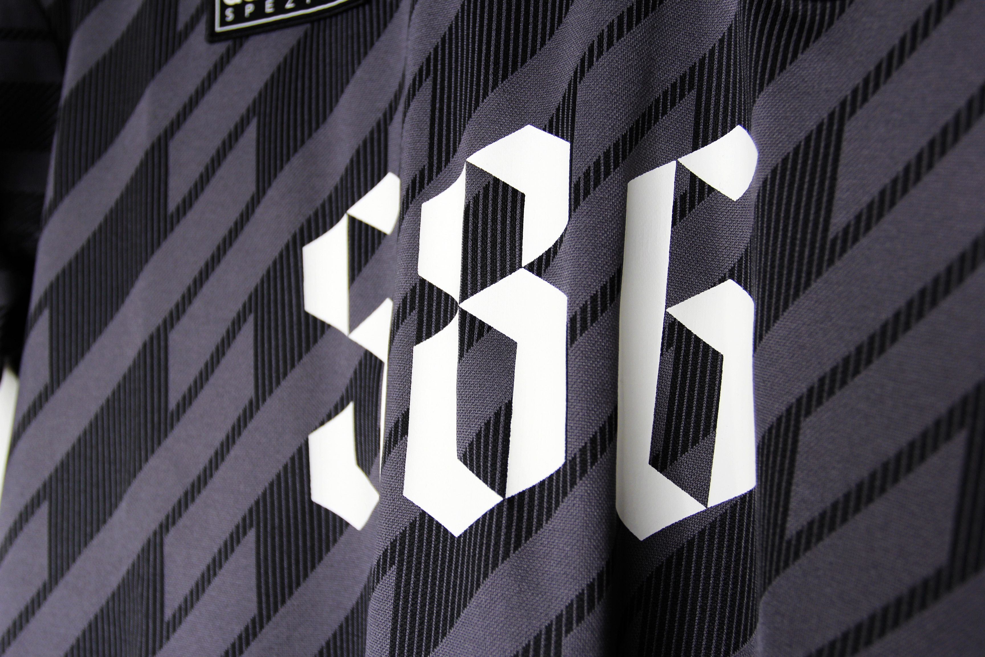 Adidas BNWT NEW ORDER x ADIDAS SPEZIAL SPZL 586 JERSEY M Size US M / EU 48-50 / 2 - 7 Thumbnail
