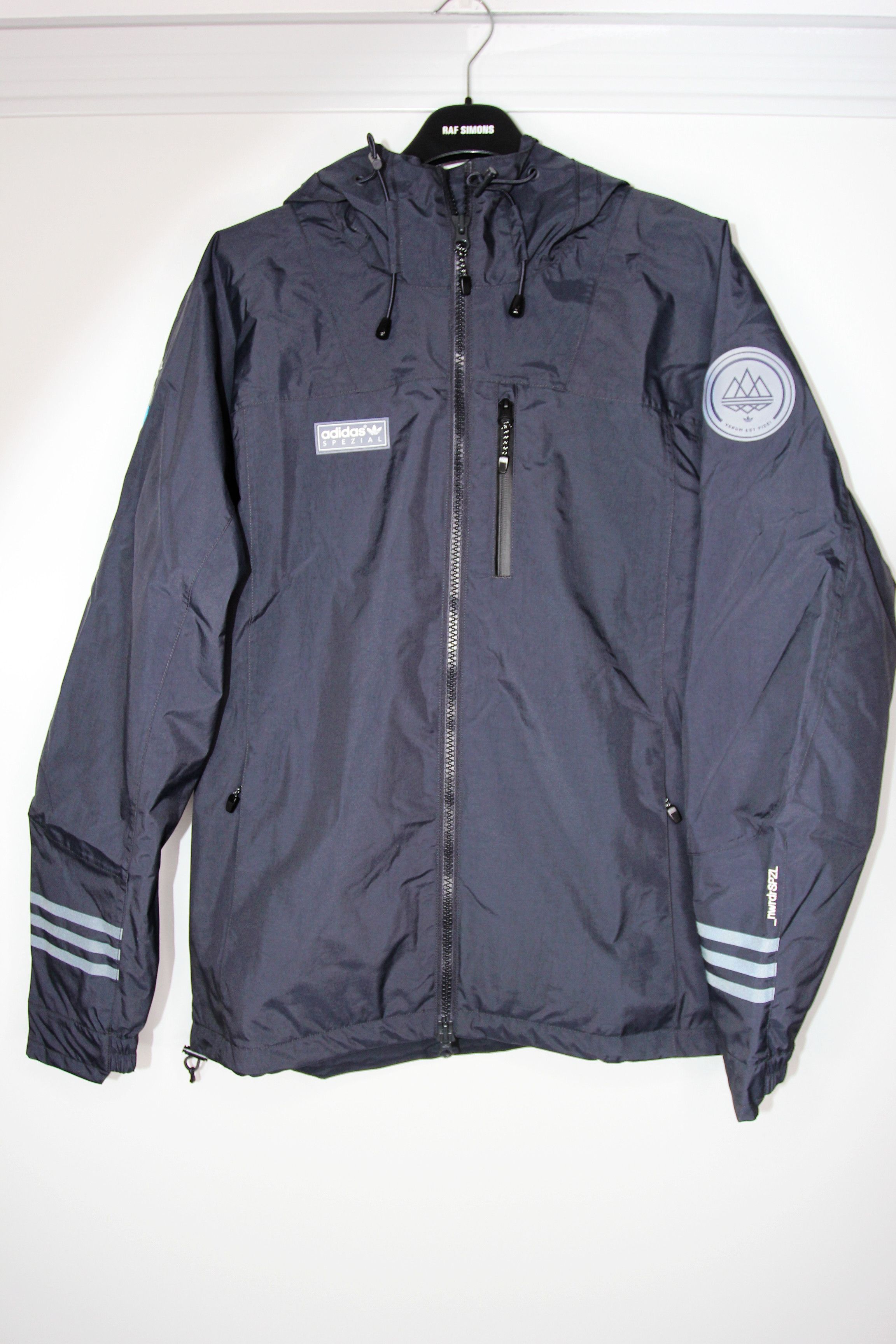 Adidas shops spezial touring jacket