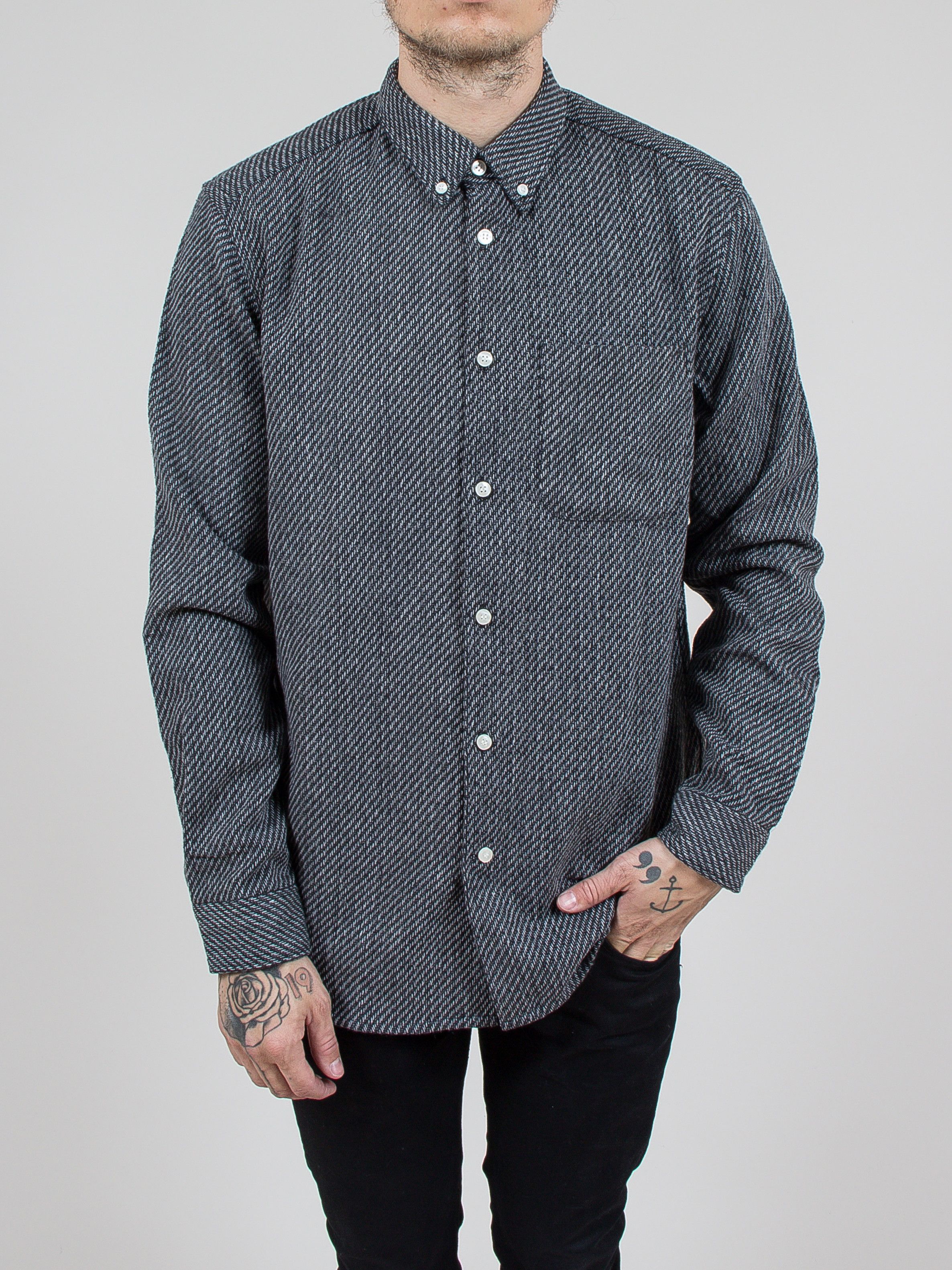 Whyred BNWT AW16 WHYRED MILLS BUTTON DOWN SHIRT 48 Size US M / EU 48-50 / 2 - 18 Thumbnail