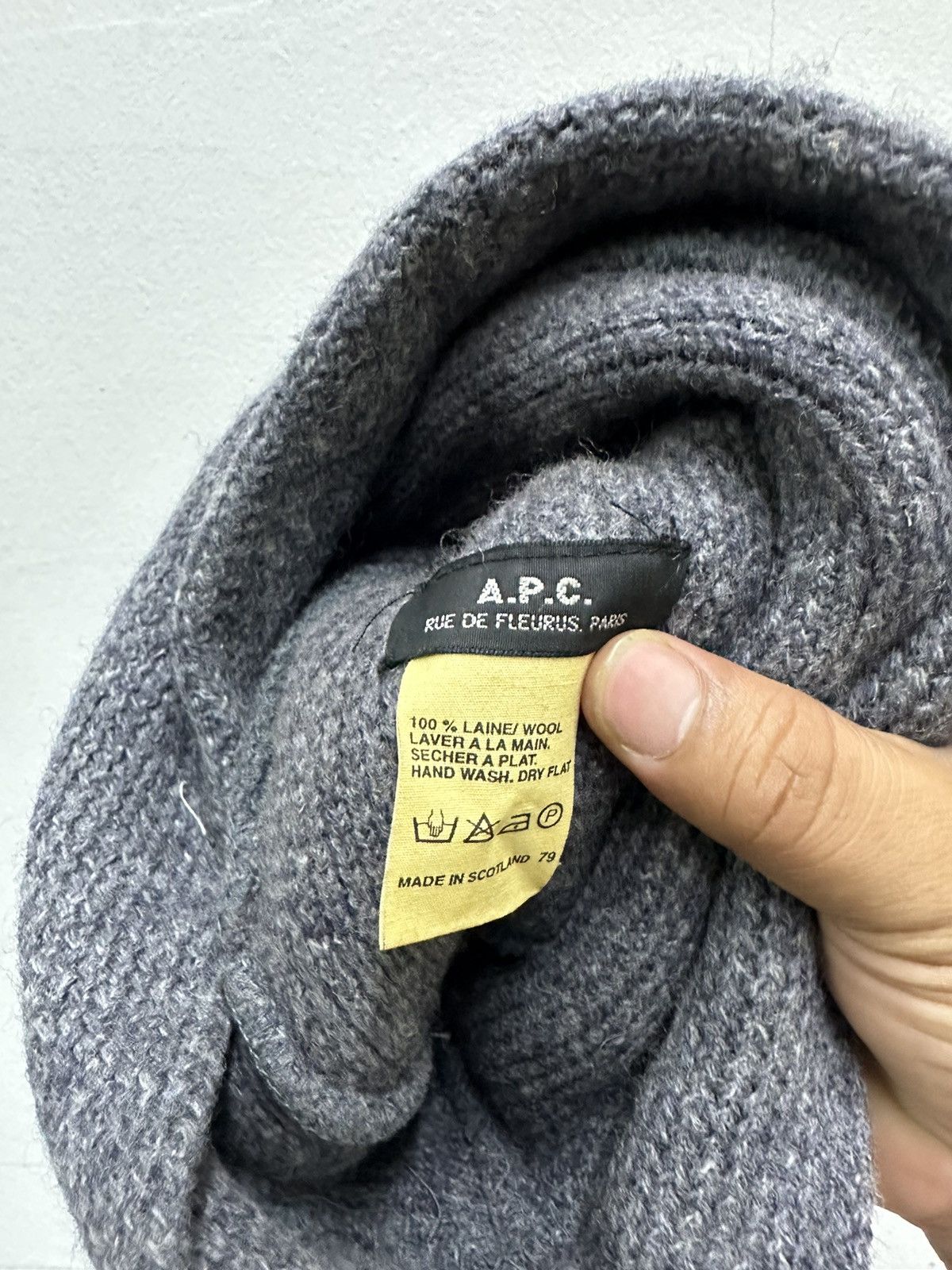 A.P.C. × Vintage VTG A.P.C Wool Hat Size ONE SIZE - 5 Thumbnail