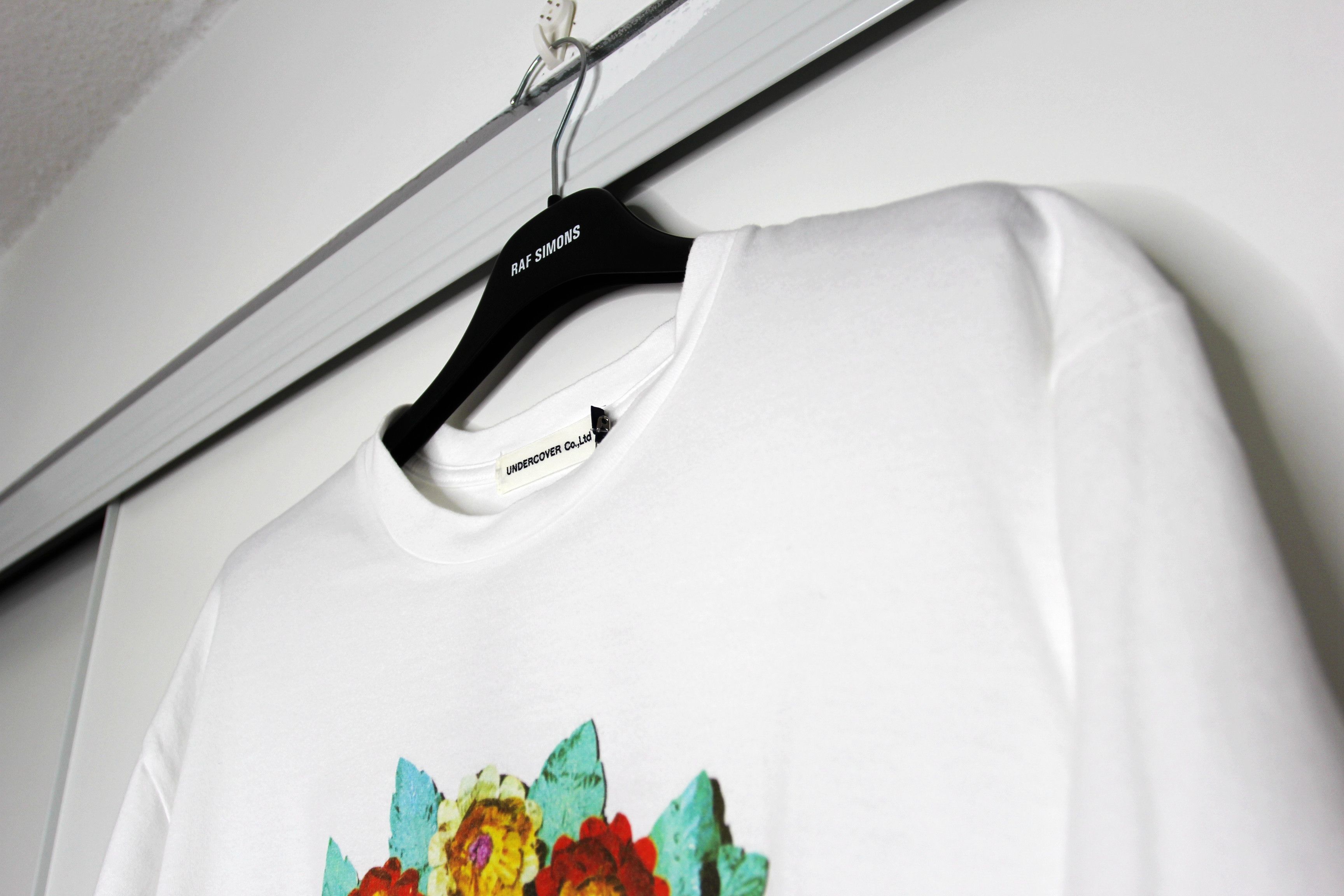 Undercover BNWT SS21 UNDERCOVER ROSES TSHIRT 4 Size US XL / EU 56 / 4 - 4 Thumbnail