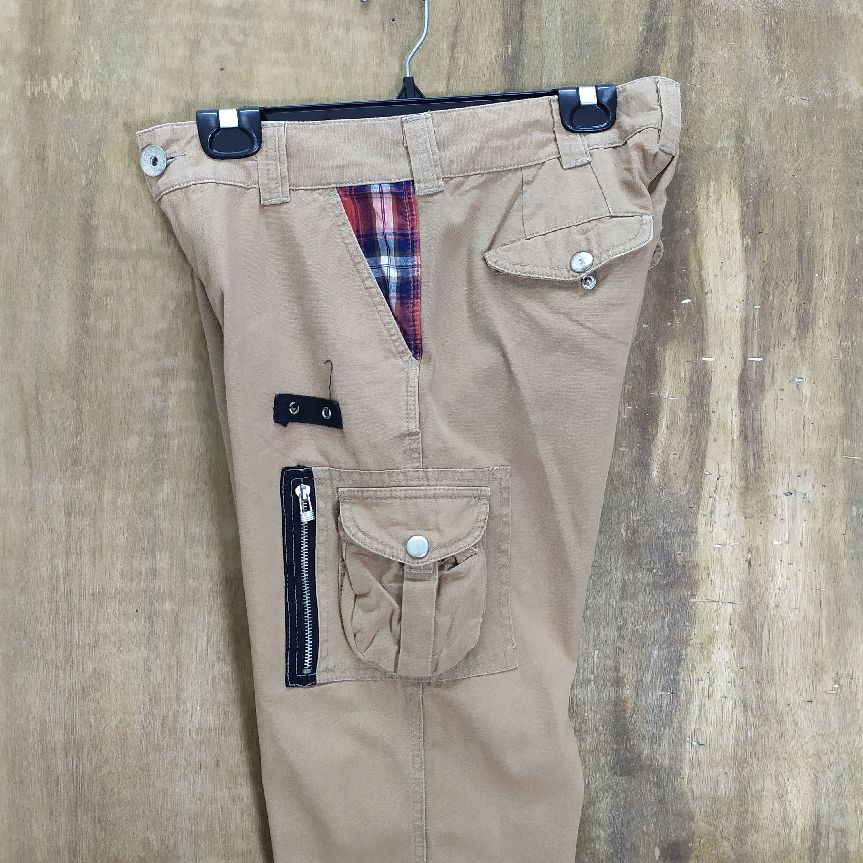 Japanese Brand VINTAGE GARAGE LABEL BROWN CARGO PANTS Size US 30 / EU 46 - 10 Thumbnail