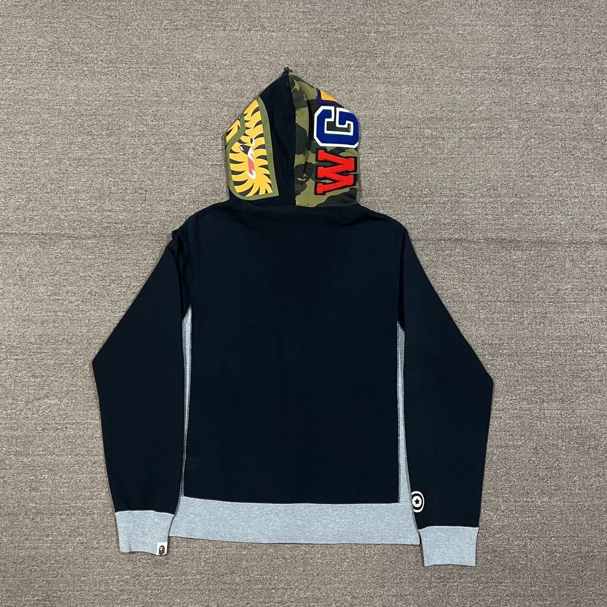 Bape 1st Camo Shark Full Zip Hoodie Size US L / EU 52-54 / 3 - 3 Thumbnail