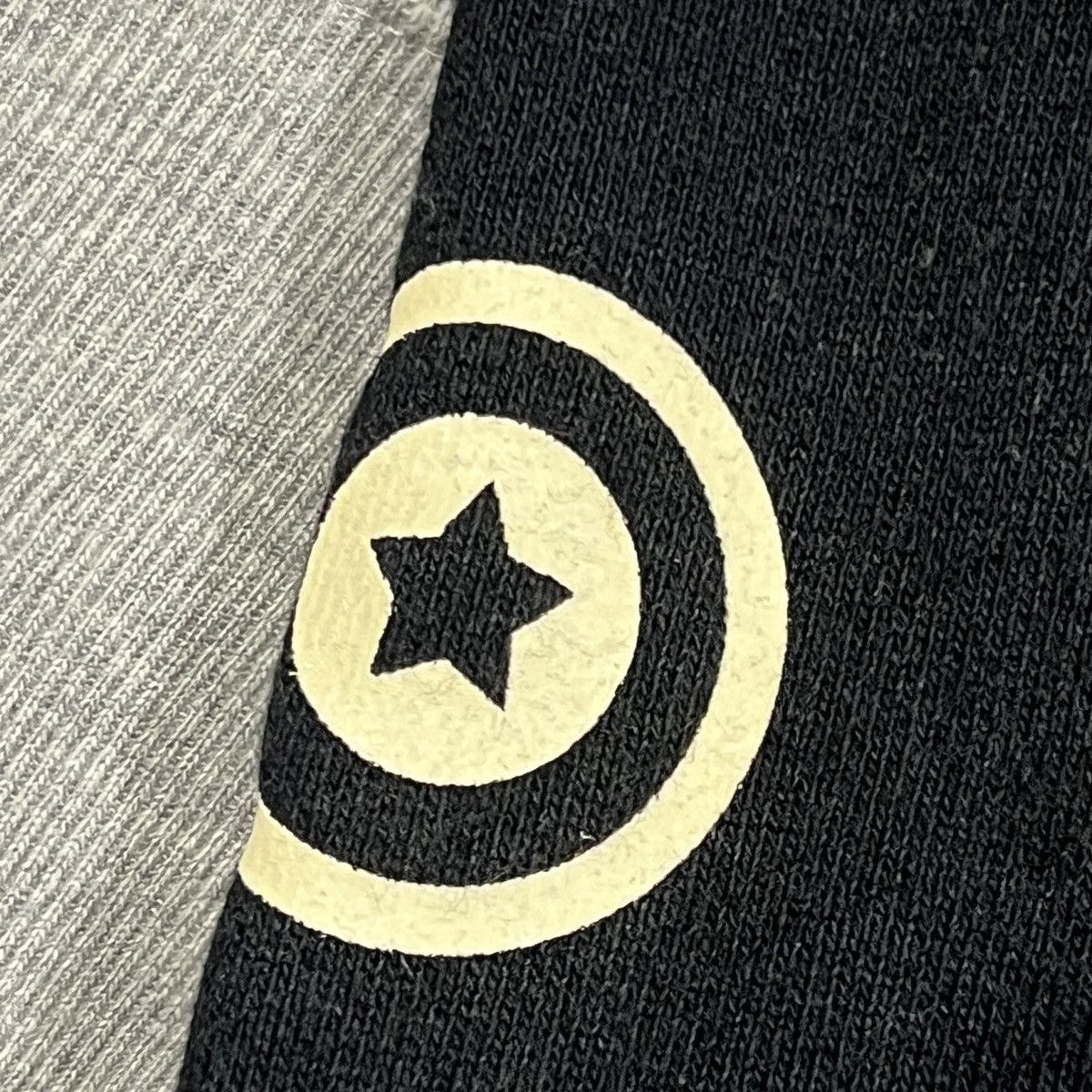 Bape 1st Camo Shark Full Zip Hoodie Size US L / EU 52-54 / 3 - 13 Thumbnail