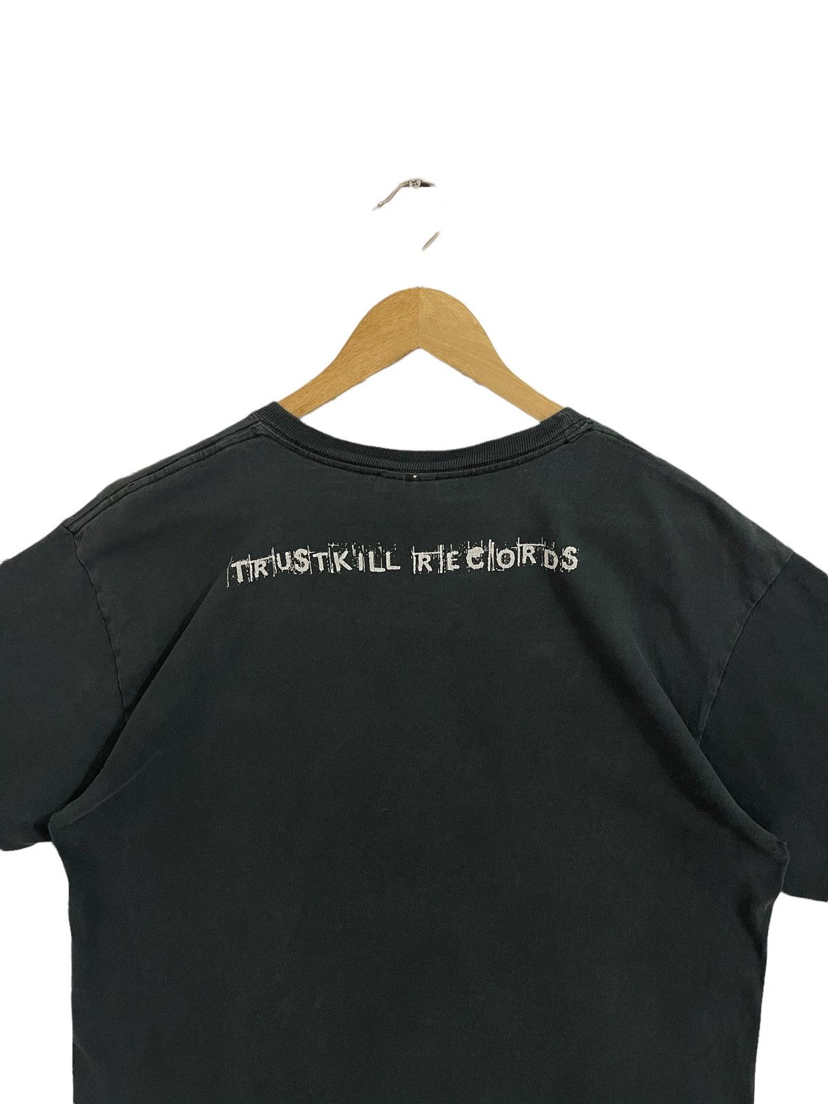 Band Tees × Vintage Vintage Bleeding Through bandtees Size US M / EU 48-50 / 2 - 7 Thumbnail