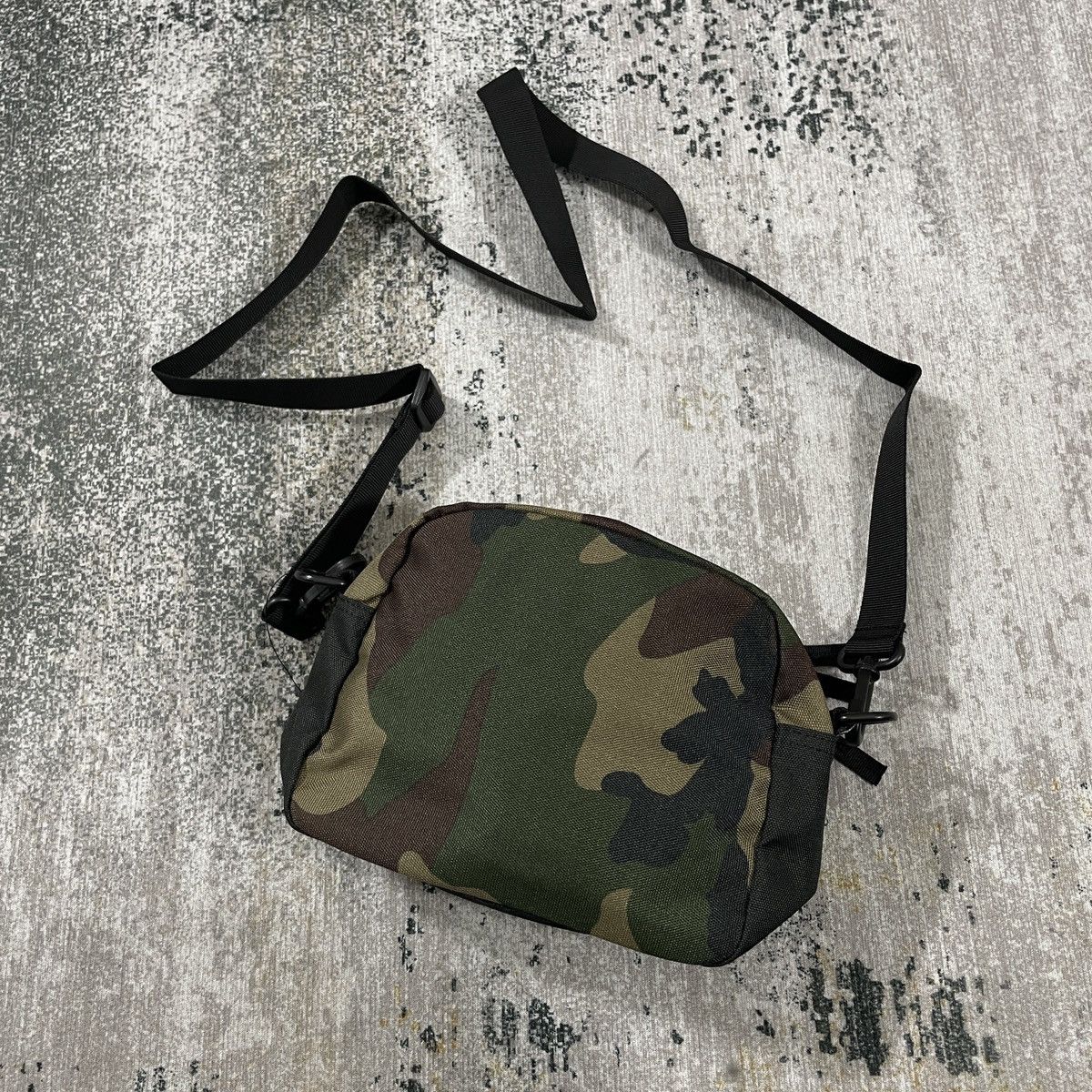 Stussy STUSSY CAMO STOCK POUCH SLING BAG Size ONE SIZE - 6 Thumbnail