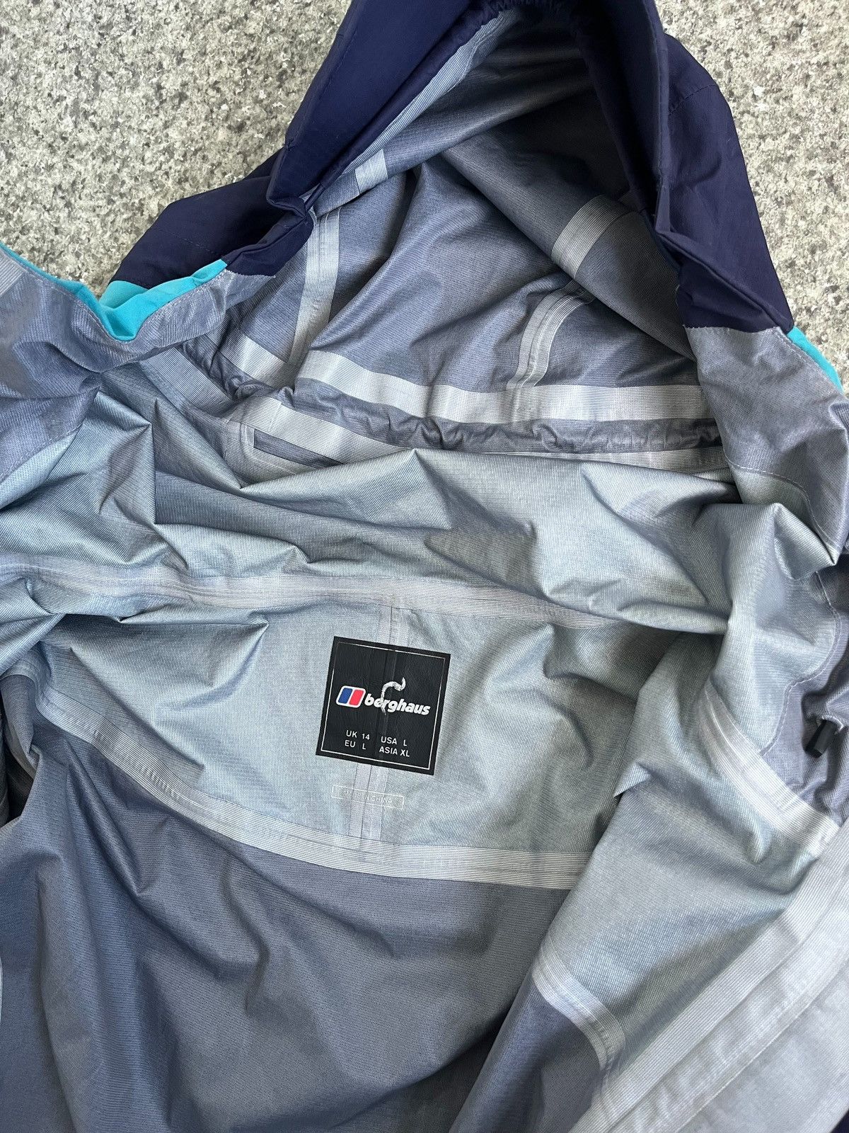 Berghaus GORE-TEX GORPCORE WINDBREAKER RAINCOAT BERGHAUS WOMENS L Size L / US 10 / IT 46 - 6 Thumbnail