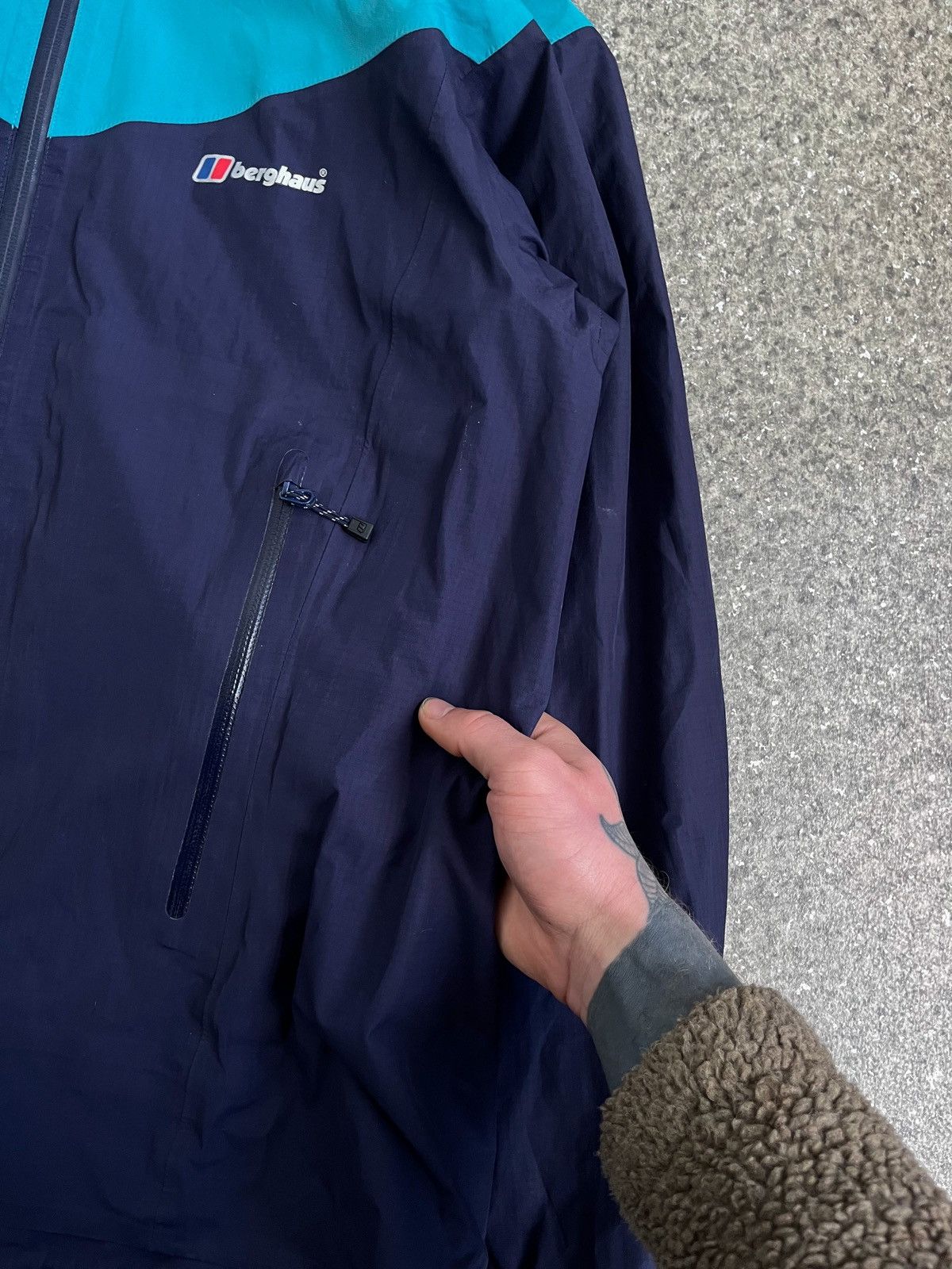 Berghaus GORE-TEX GORPCORE WINDBREAKER RAINCOAT BERGHAUS WOMENS L Size L / US 10 / IT 46 - 4 Thumbnail