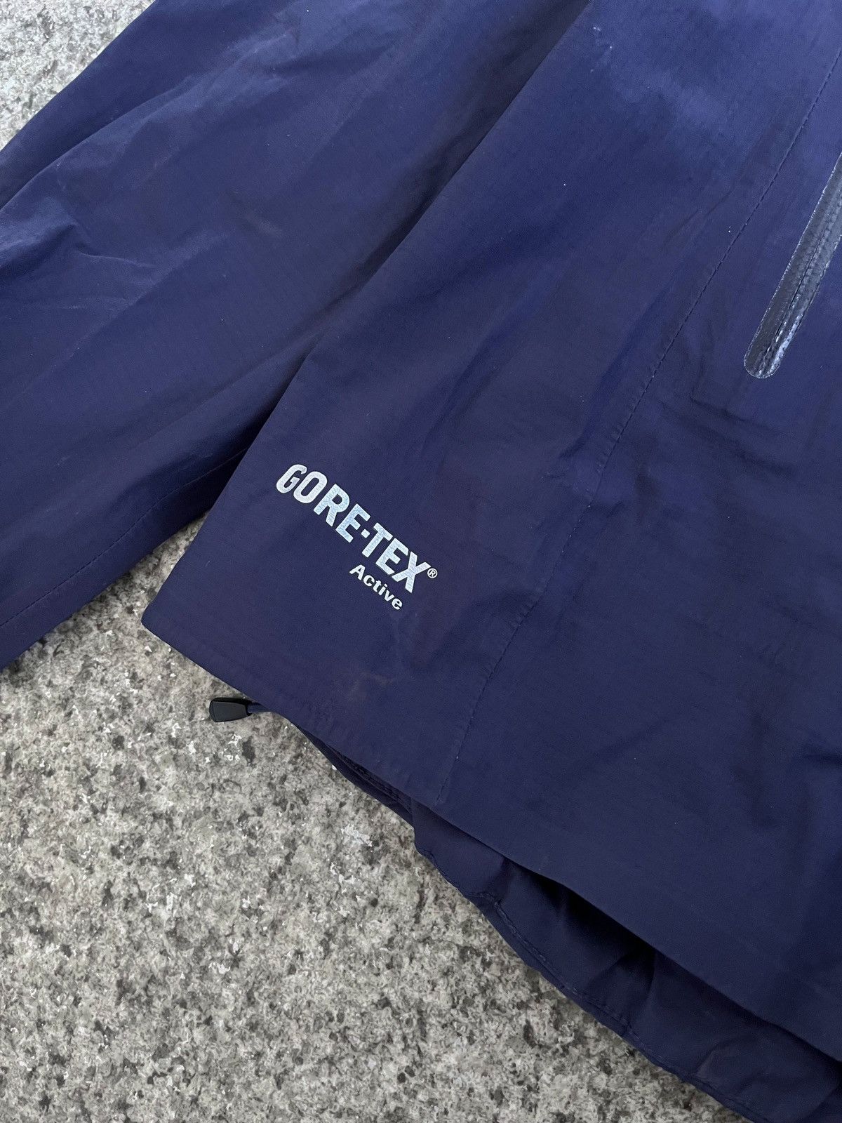 Berghaus GORE-TEX GORPCORE WINDBREAKER RAINCOAT BERGHAUS WOMENS L Size L / US 10 / IT 46 - 5 Thumbnail