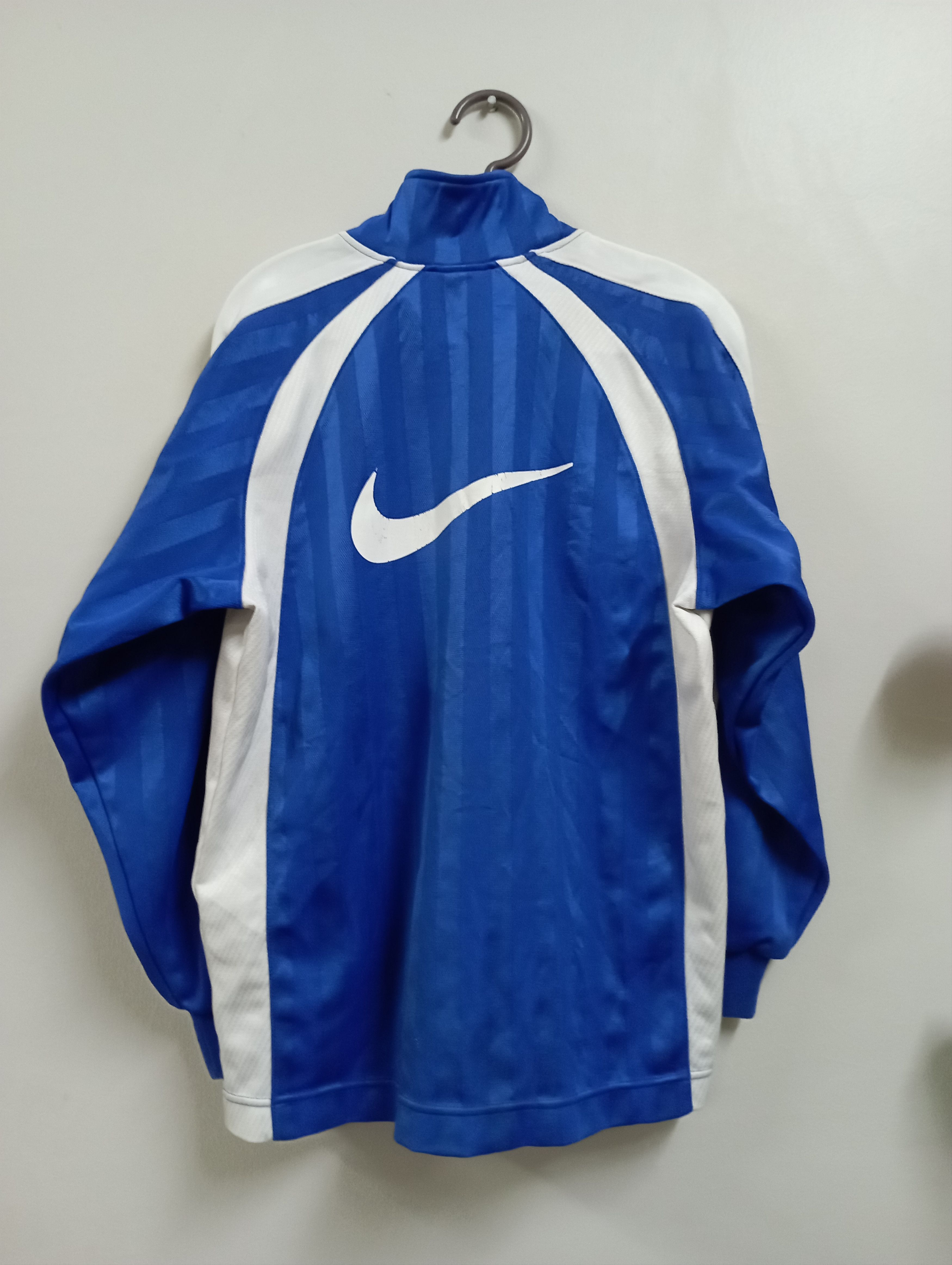 Nike Vintage Nike 90' Made In Japan Sweater Big Nike Woosh Size US XXS / EU 40 - 1 Thumbnail