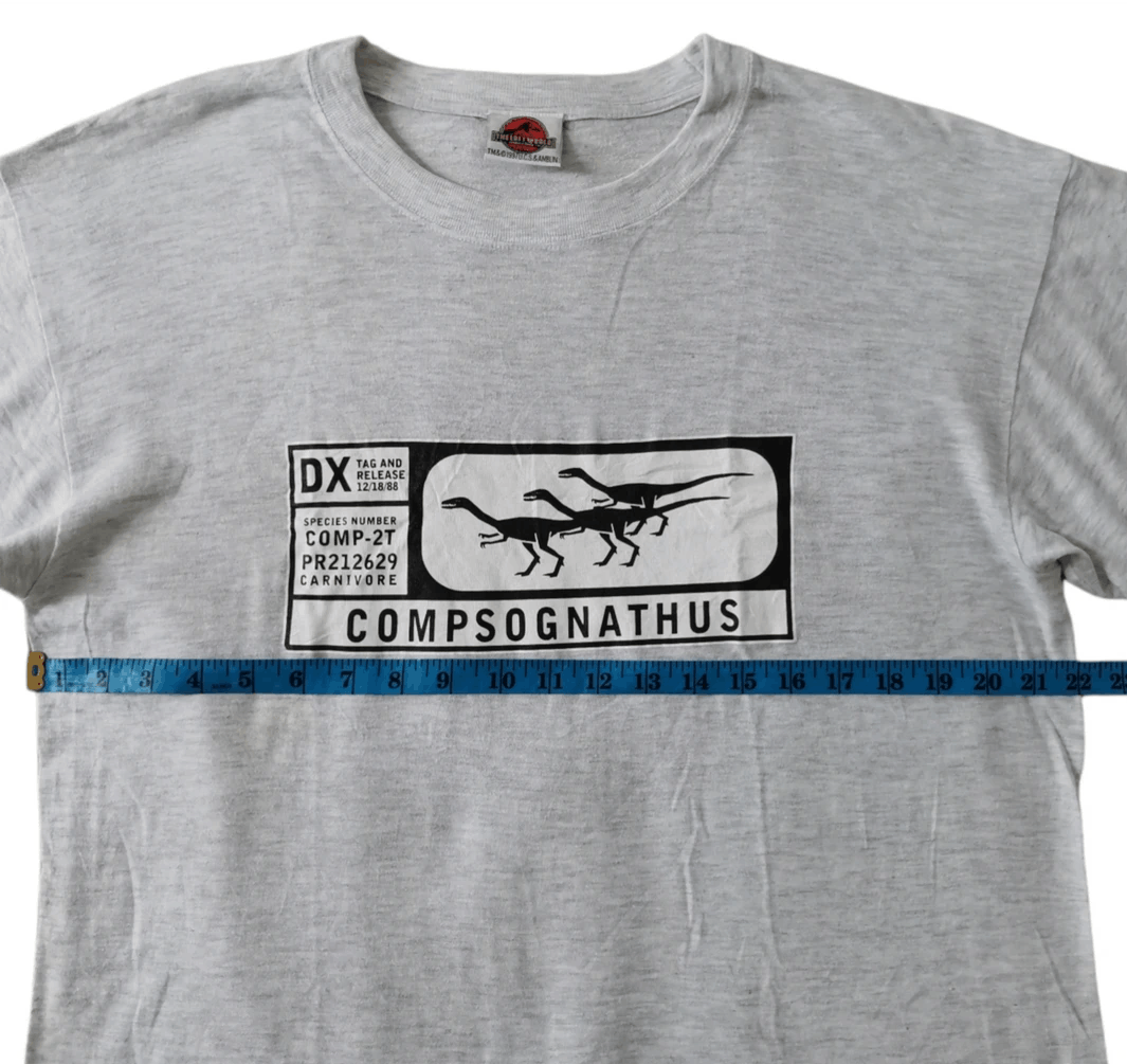 Vintage Rare Vintage Movie Jurassic park 90's Tee Stitches Titanic Size US M / EU 48-50 / 2 - 5 Thumbnail