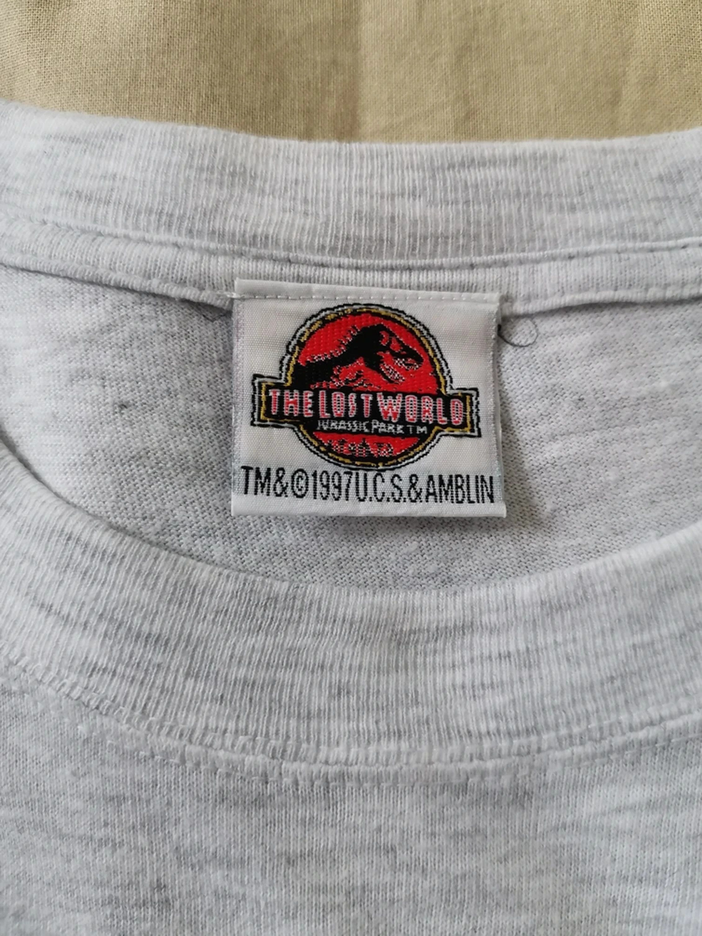 Vintage Rare Vintage Movie Jurassic park 90's Tee Stitches Titanic Size US M / EU 48-50 / 2 - 4 Thumbnail