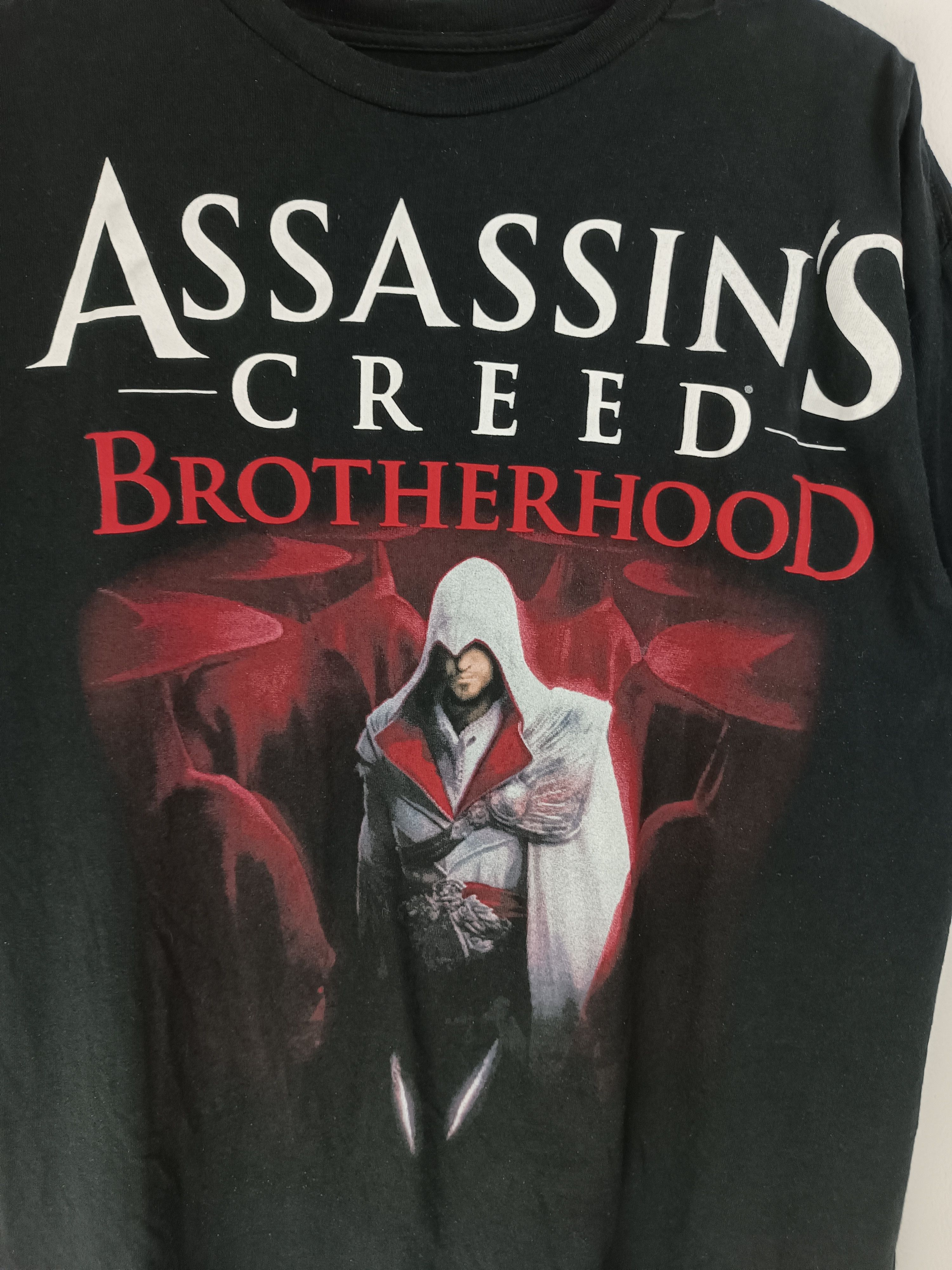 Playstation VINTAGE ASSASIN CREED BROTHERHOOD (call of duty battlefield) Size US XL / EU 56 / 4 - 6 Thumbnail