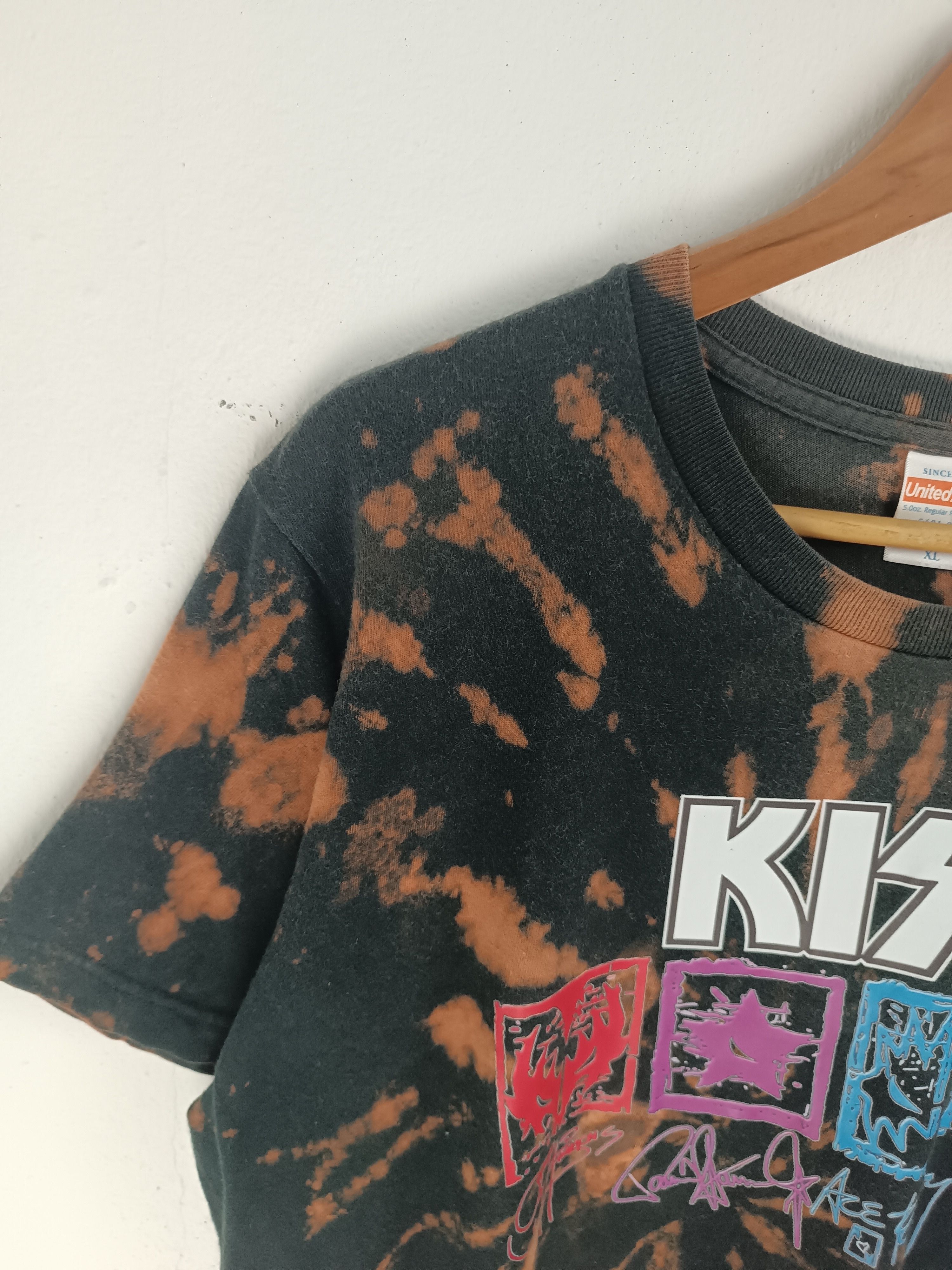 Band Tees VINTAGE KISS SIGNATURE ACID WASH (aerosmith motley crue) Size US L / EU 52-54 / 3 - 7 Thumbnail