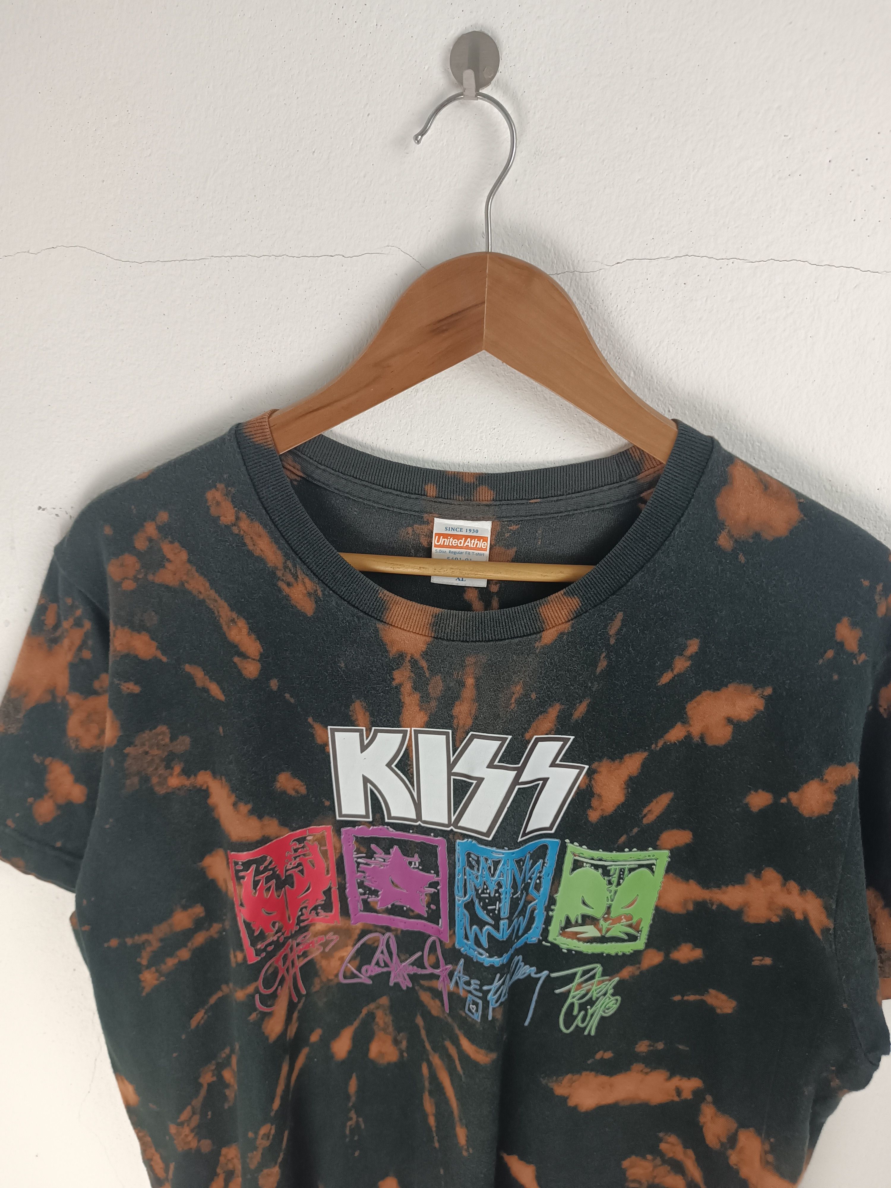 Band Tees VINTAGE KISS SIGNATURE ACID WASH (aerosmith motley crue) Size US L / EU 52-54 / 3 - 5 Thumbnail