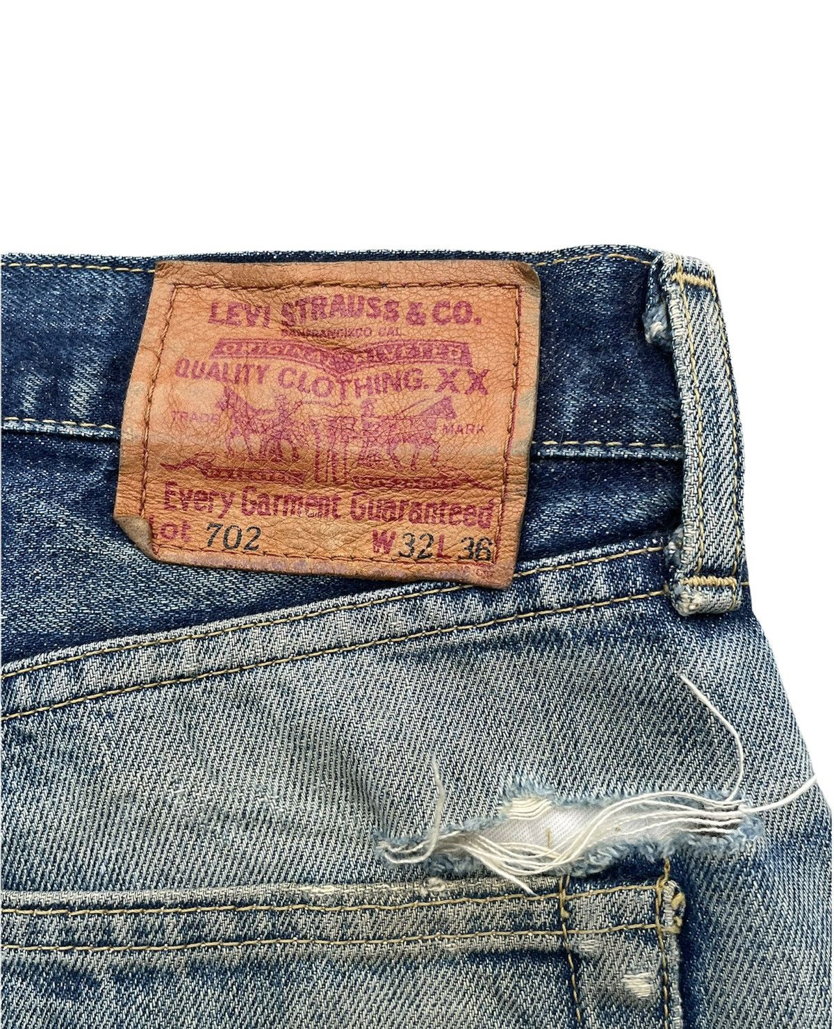 Levi's Vintage Levi’s 98 702XX E 1937 Selvedge Aging Distressed Size US 32 / EU 48 - 16 Thumbnail