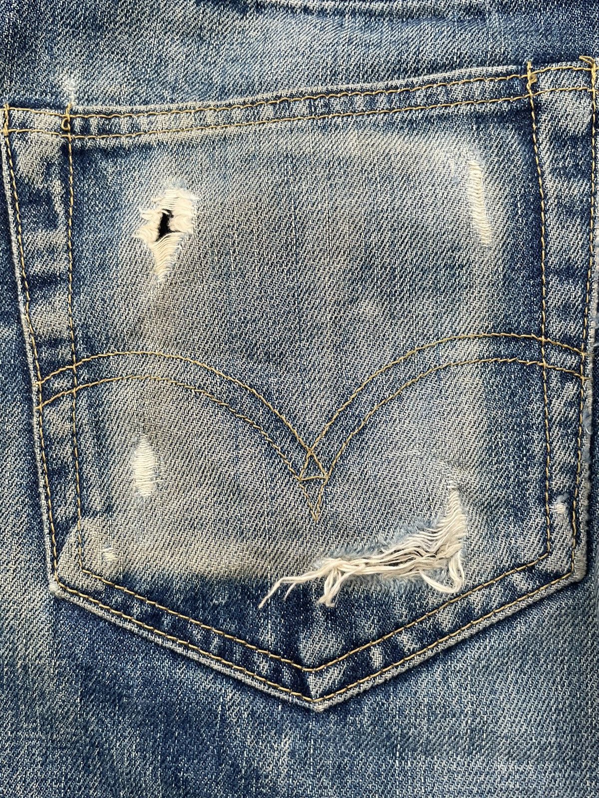 Levi's Vintage Levi’s 98 702XX E 1937 Selvedge Aging Distressed Size US 32 / EU 48 - 17 Thumbnail