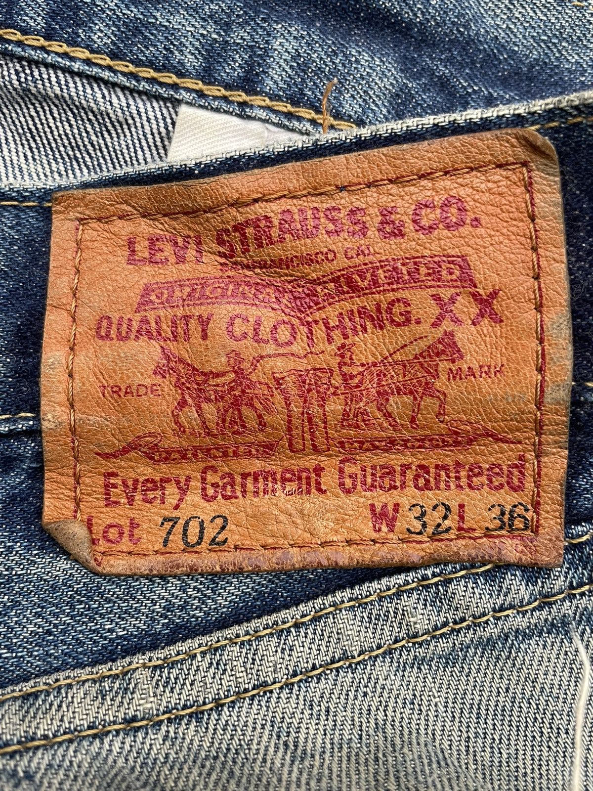 Levi's Vintage Levi’s 98 702XX E 1937 Selvedge Aging Distressed Size US 32 / EU 48 - 18 Thumbnail