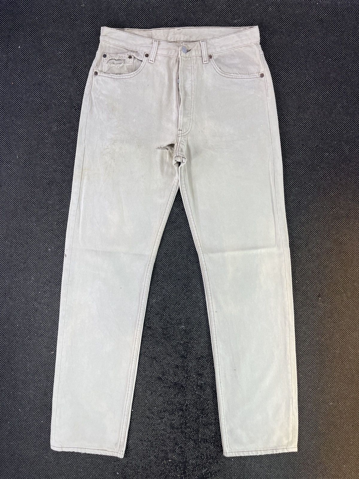 Levi's × Vintage 90s Vintage Levis 501 Distressed Jeans - J376 Size US 33 - 1 Thumbnail