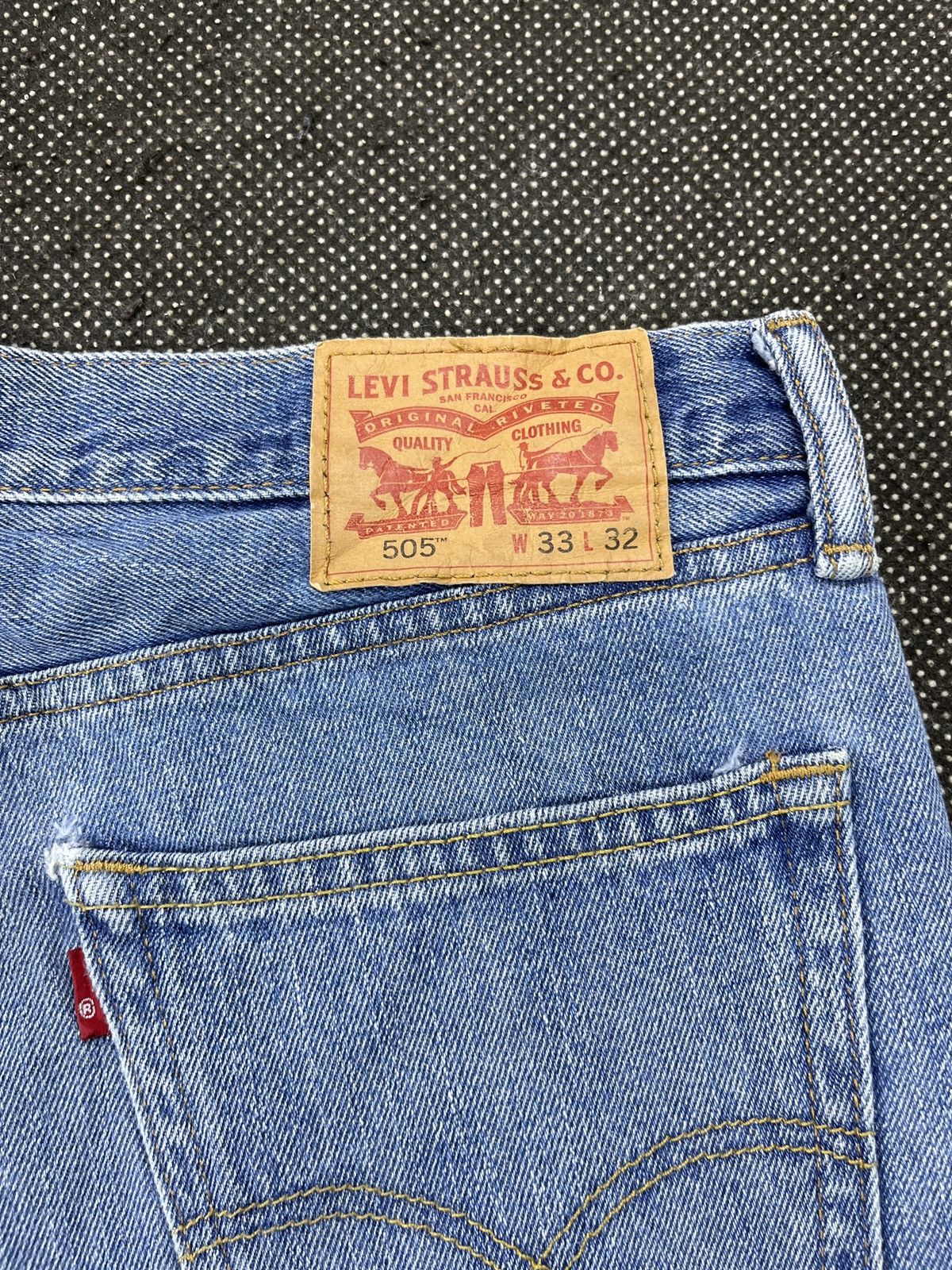Levi's Vintage Levis 505 Stone Wash Jeans- J642 Size US 35 - 10 Thumbnail