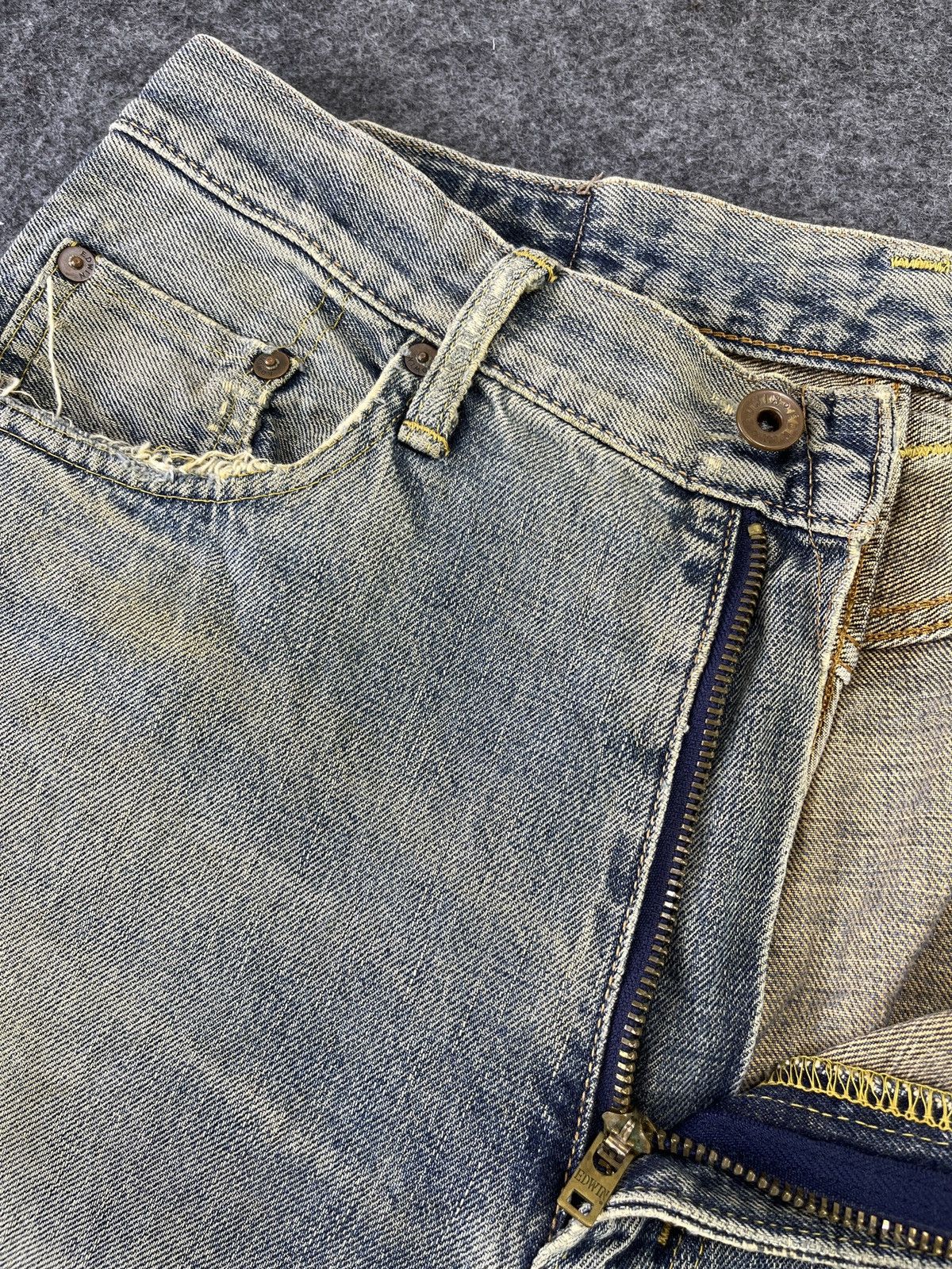 Edwin Edwin 505 XX Jeans Selvedge Distressed Denim J811 Size US 33 - 5 Thumbnail