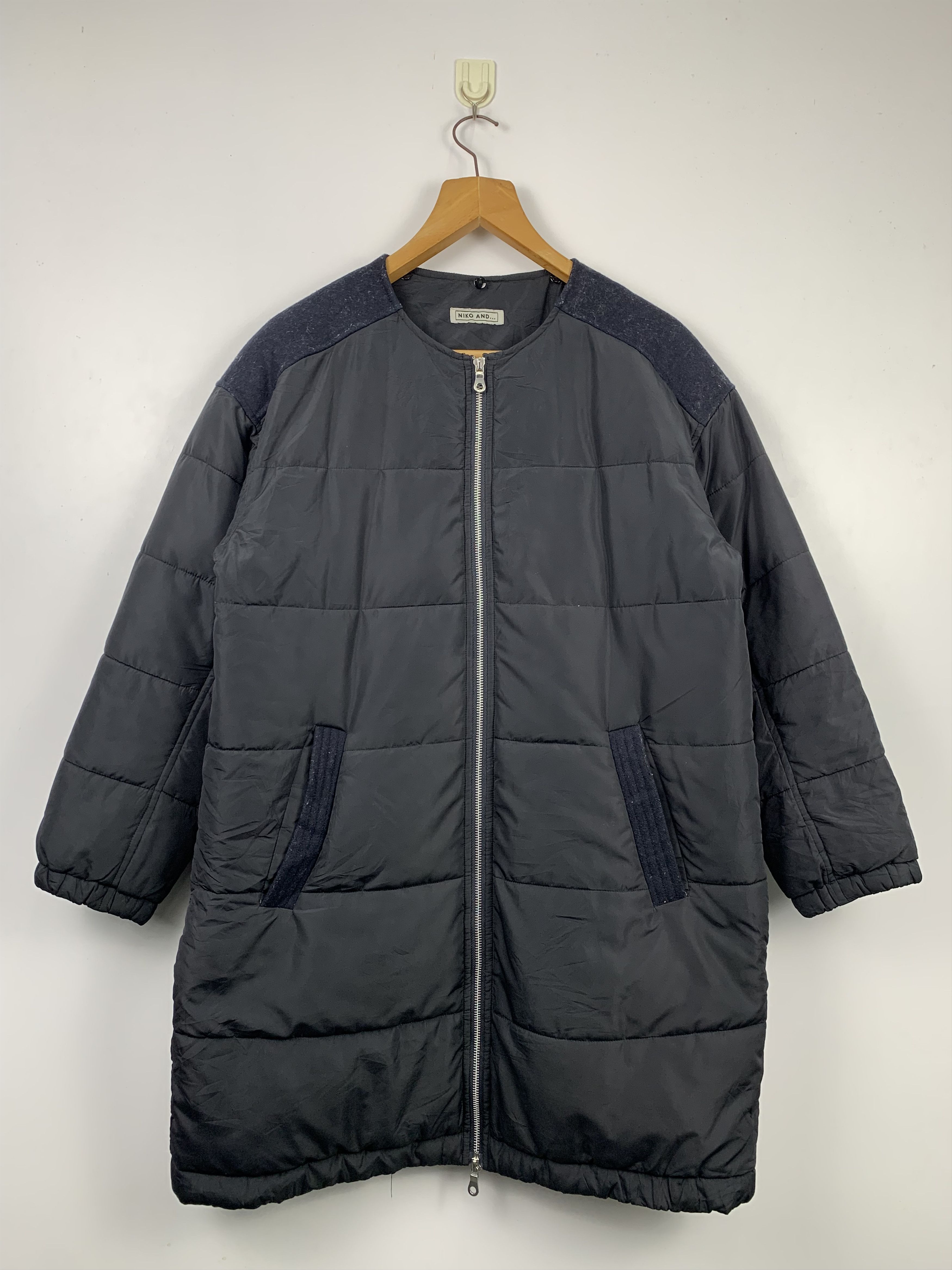 image of Vintage Niko And Puffer Jacket Nice Design in Black, Men's (Size Medium)