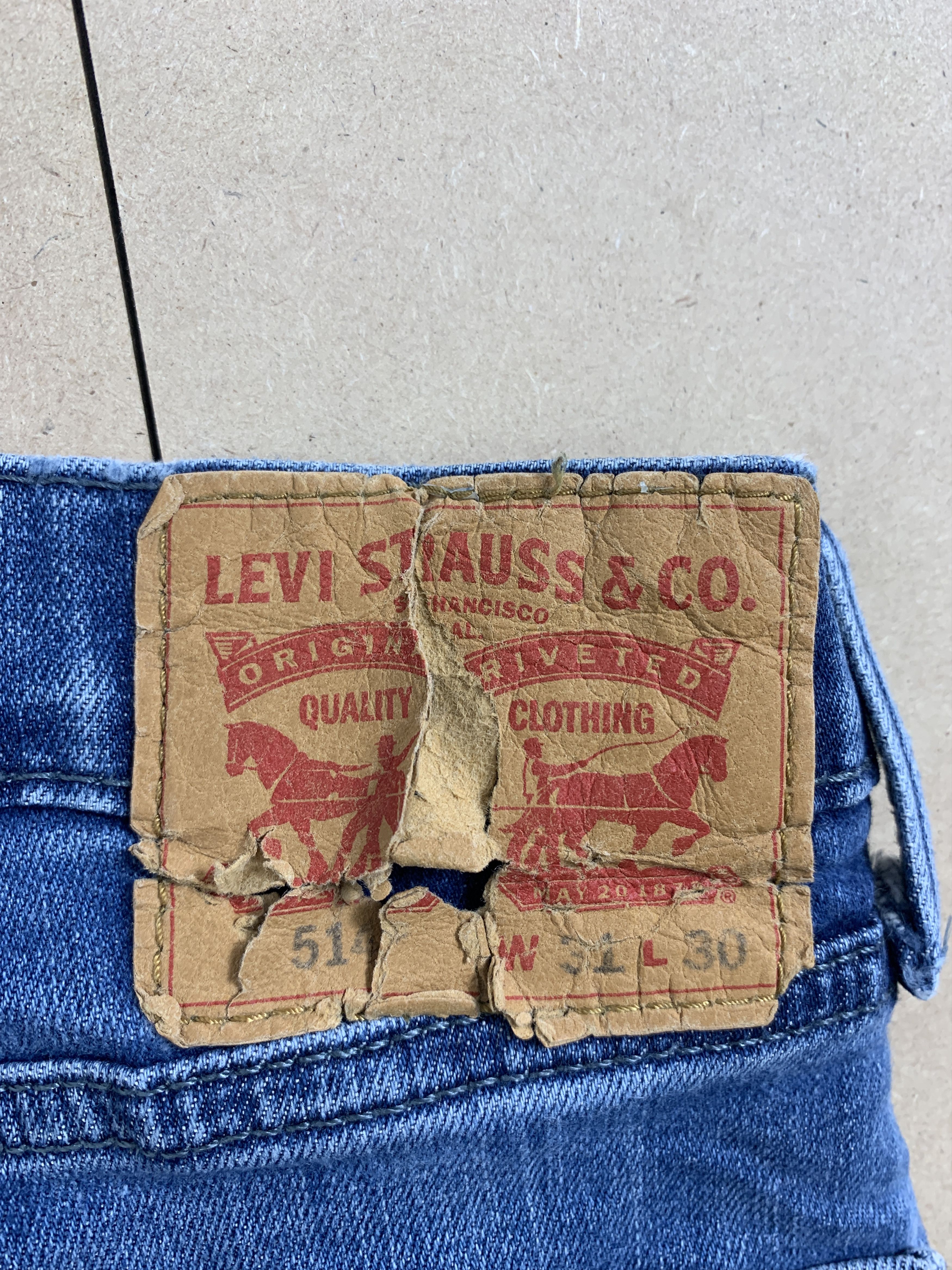 Levi's × Vintage Vintage LEVI'S 514 Distressed Faded Straight Cut Mid Wash Size US 30 / EU 46 - 7 Thumbnail