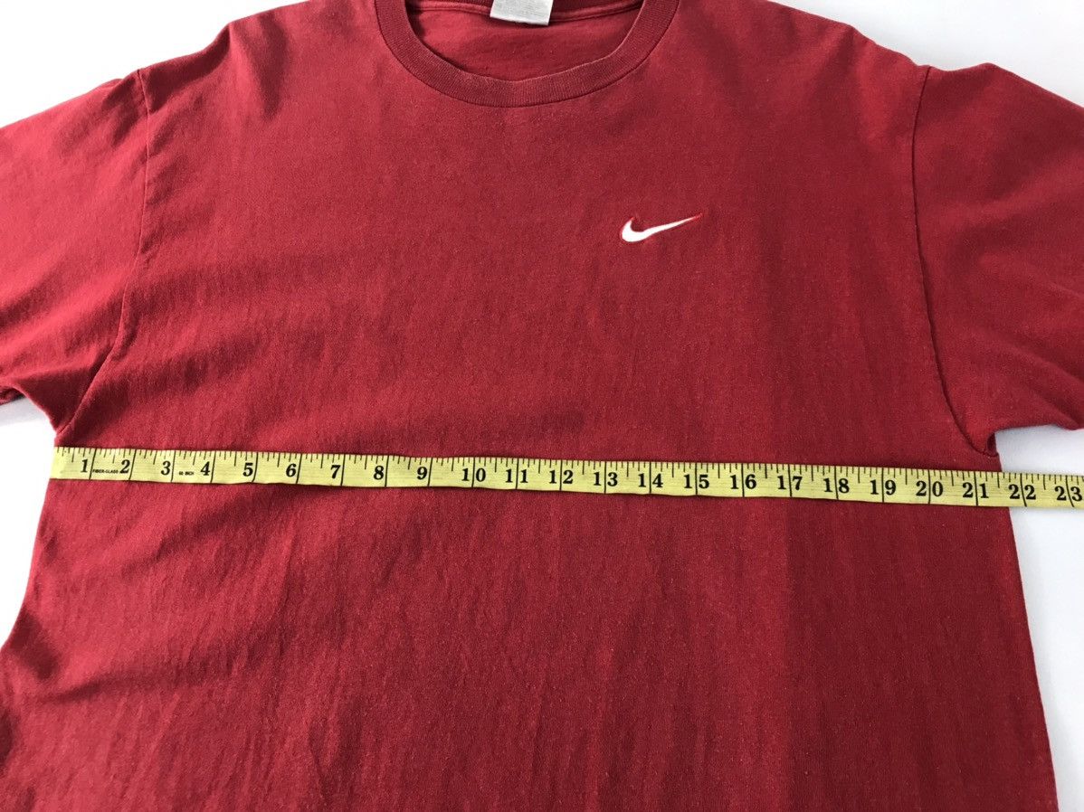Nike Nike Red Colour Simple logo T-Shirt Size US L / EU 52-54 / 3 - 8 Thumbnail