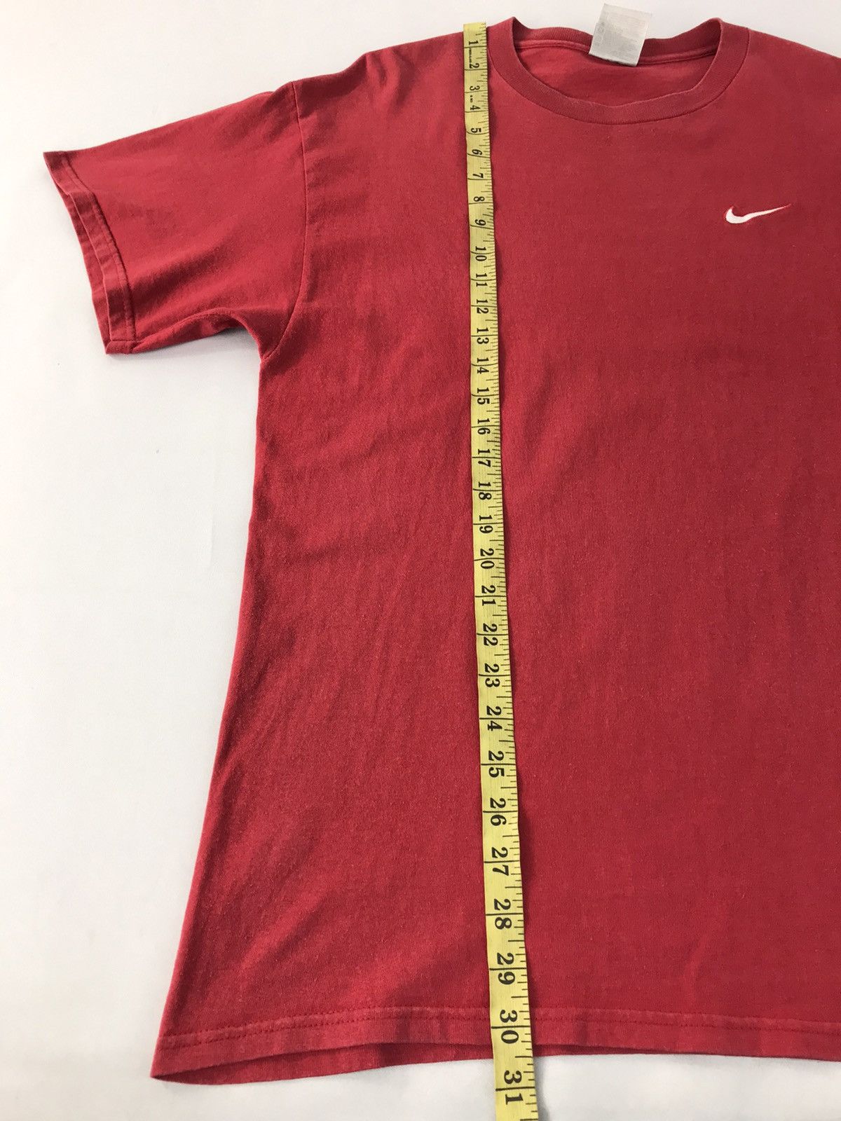 Nike Nike Red Colour Simple logo T-Shirt Size US L / EU 52-54 / 3 - 9 Thumbnail