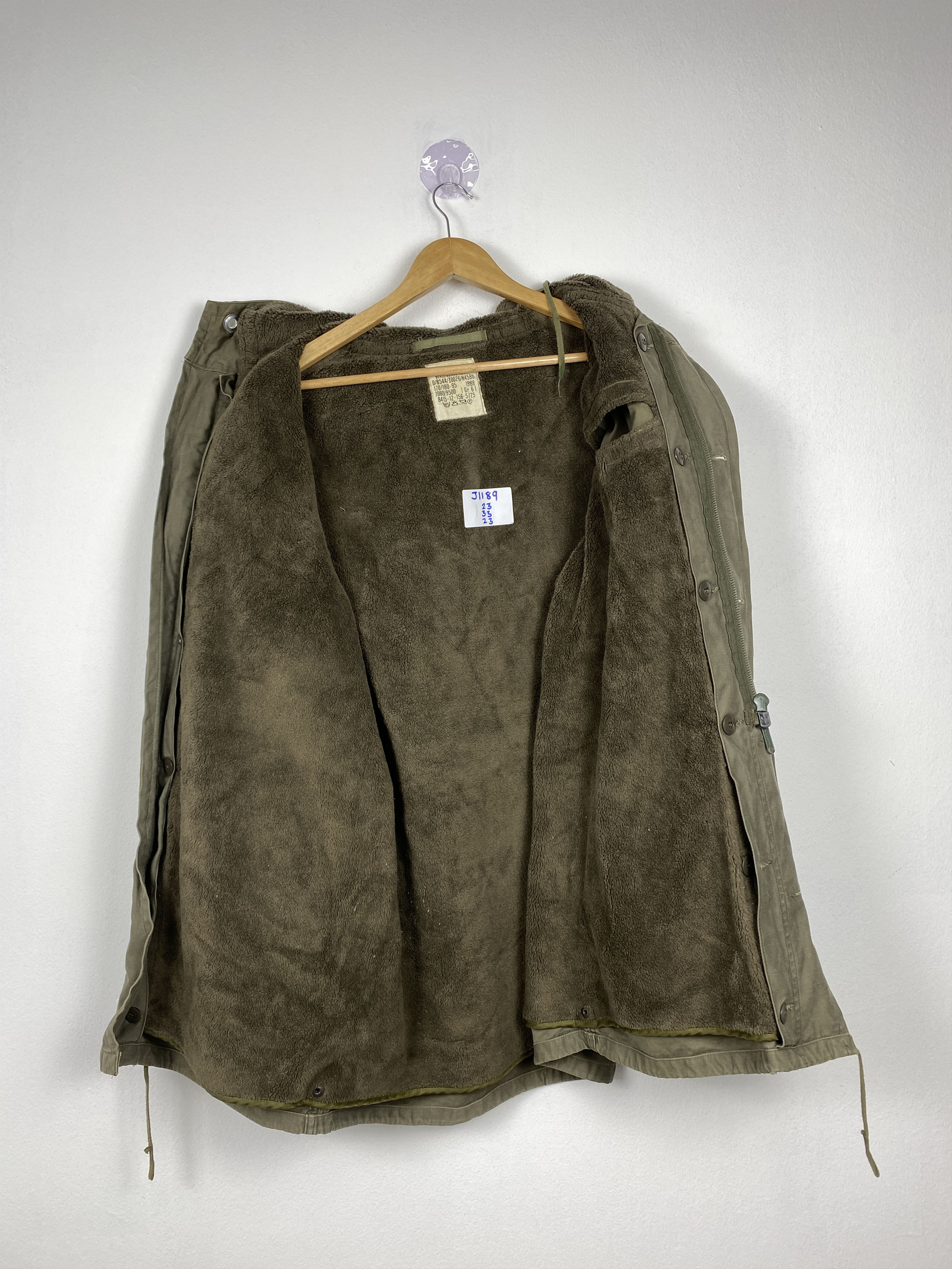 Vintage Vintage German Army Sherpa Lining Long Jacket Parkas J1189 Size US S / EU 44-46 / 1 - 9 Thumbnail