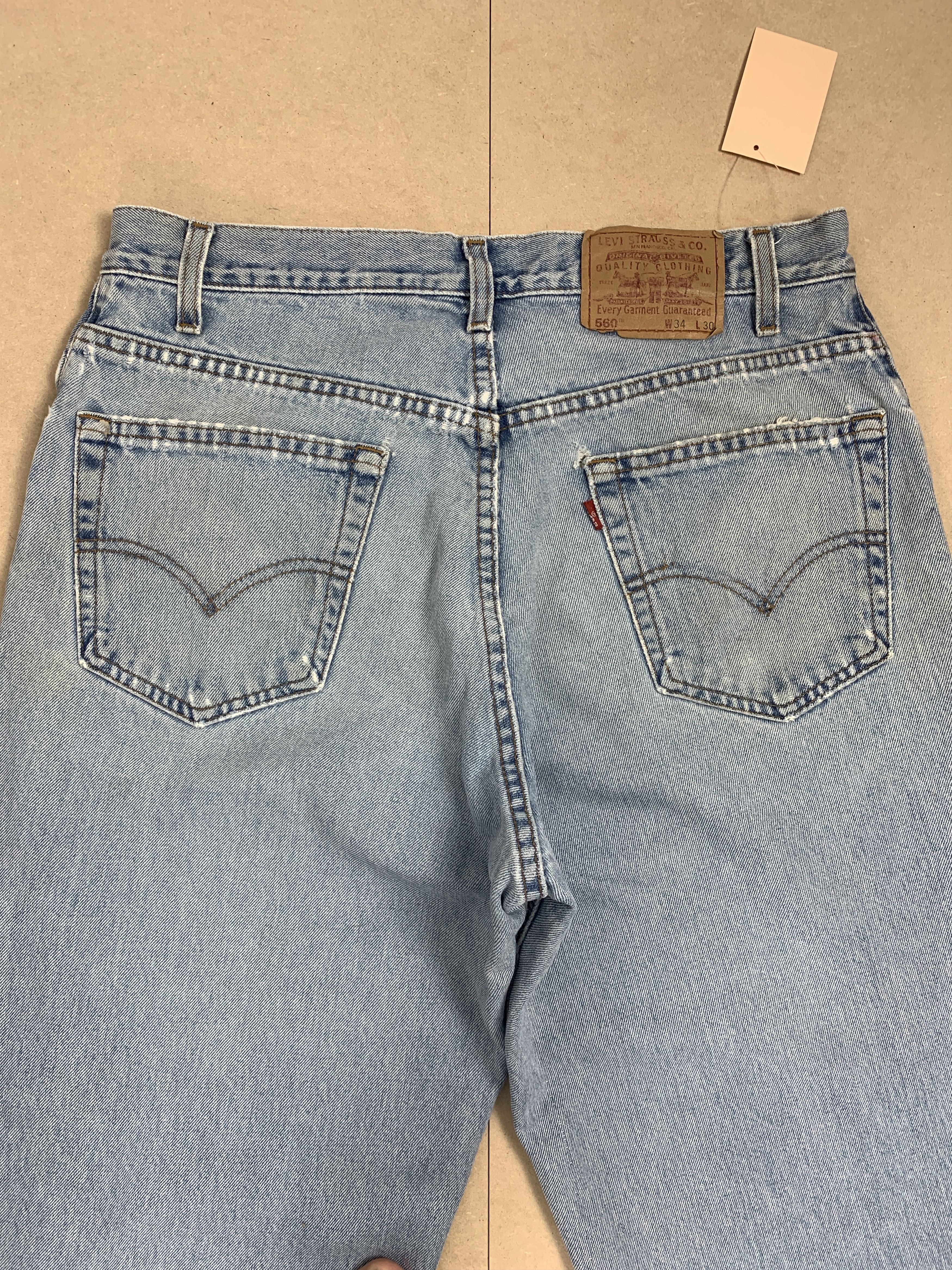 Levi's Vintage LEVI'S 560 Distressed Faded Loose Fit Tapered Leg Size US 34 / EU 50 - 9 Thumbnail