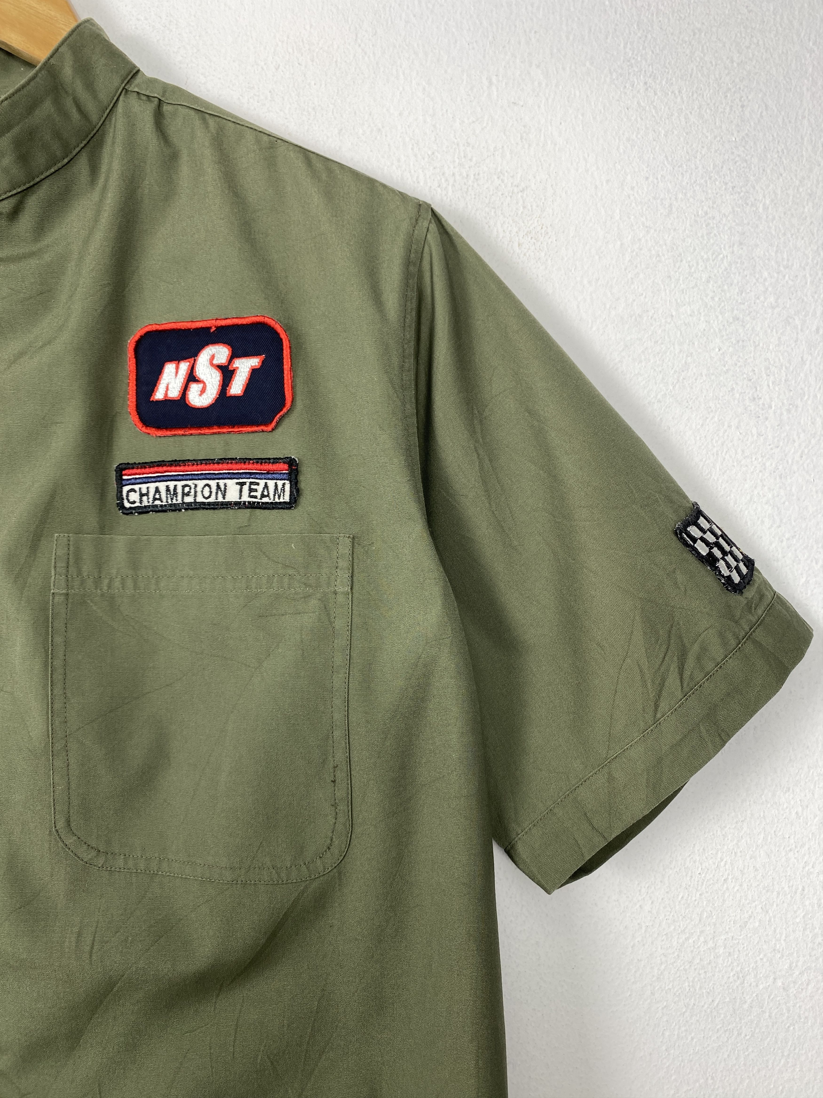 Champion Vintage MOTOR RACING CHAMPION TEAM Patches J1181 Size US S / EU 44-46 / 1 - 3 Thumbnail